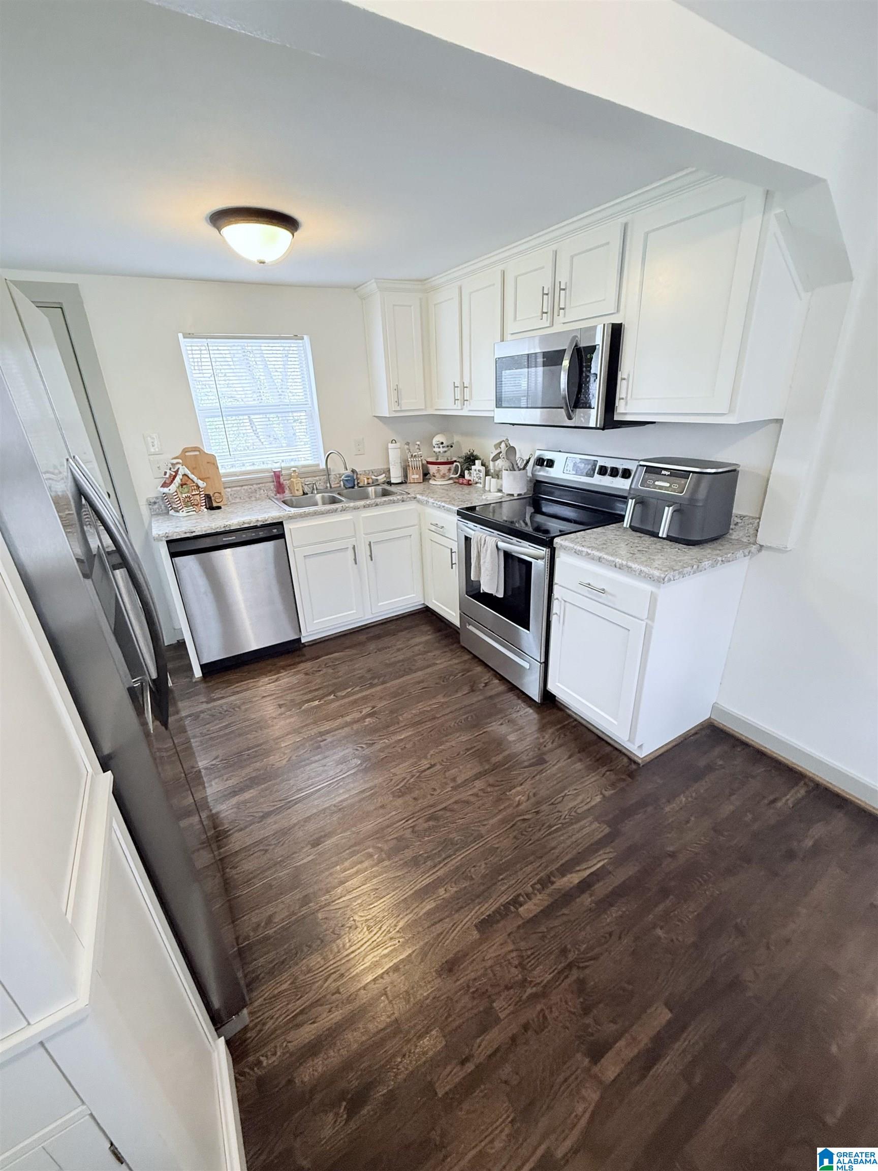 Homes for sale in Gardendale, AL | 900 Absher Street, Gardendale, AL 35071 | MLS# 21438471