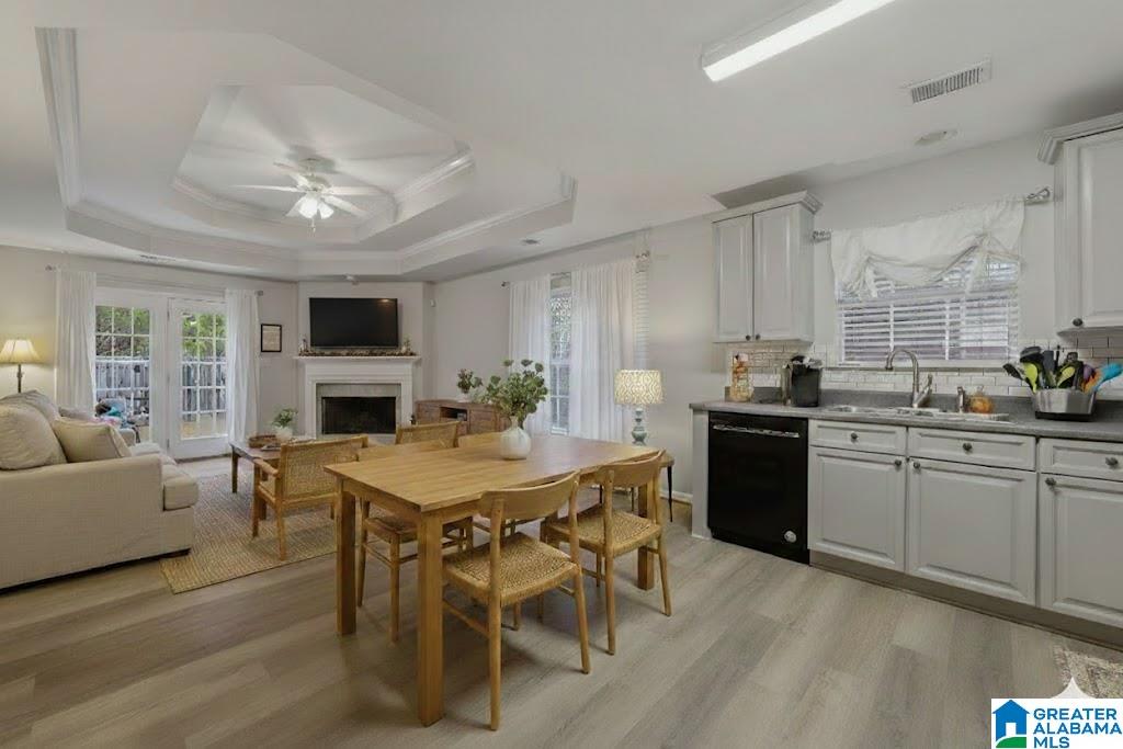 Homes for sale in Sterrett, AL | 2479 Forest Lakes Lane, Sterrett, AL 35147 | MLS# 21438571