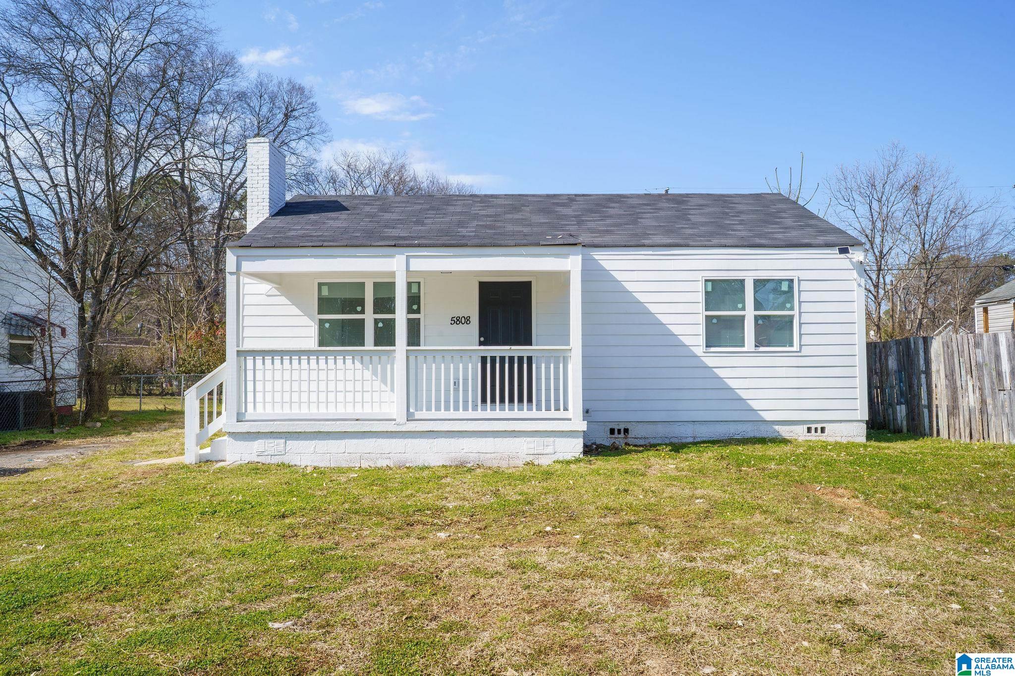 Homes for sale in Birmingham, AL | 5808 Avenue O, Birmingham, AL 35228 | MLS# 21438574