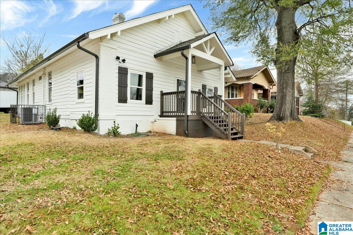 Homes for sale in Birmingham, AL | 1524 33rd Avenue N, Birmingham, AL 35207 | MLS# 21438666