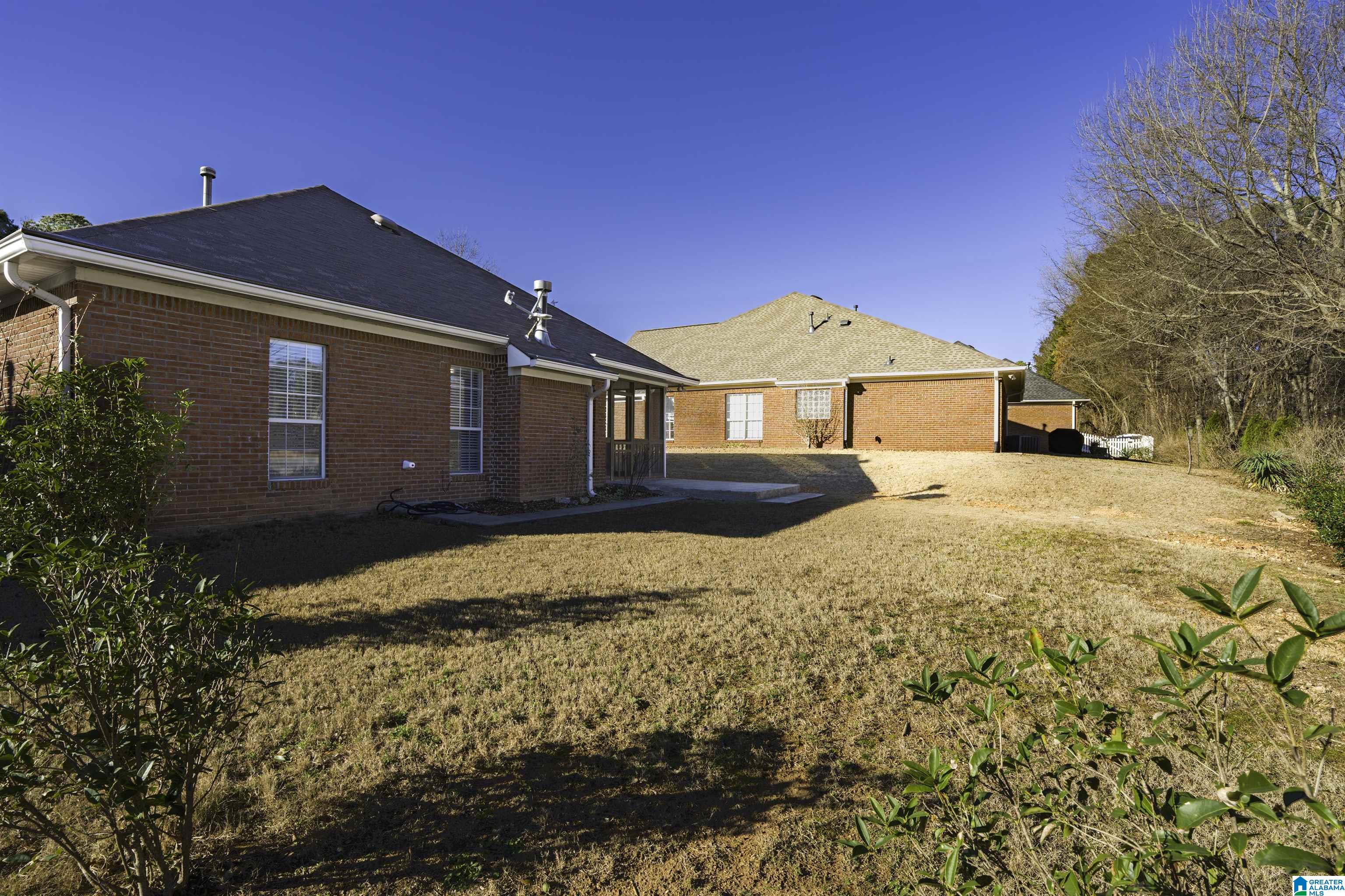 Homes for sale in Birmingham, AL | 5403 J R Dr, Birmingham, AL 35235 | MLS# 21438701