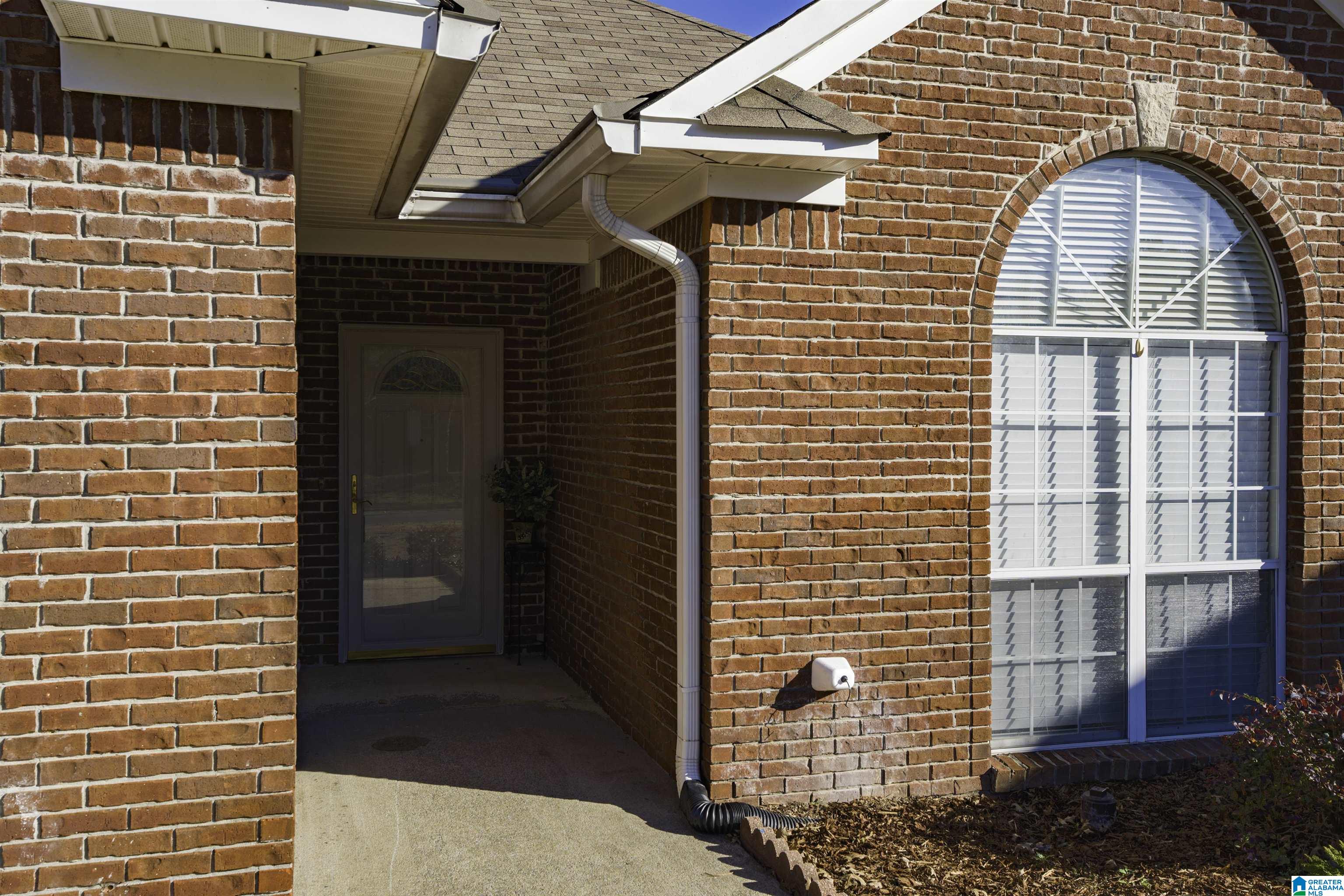 Homes for sale in Birmingham, AL | 5403 J R Dr, Birmingham, AL 35235 | MLS# 21438701