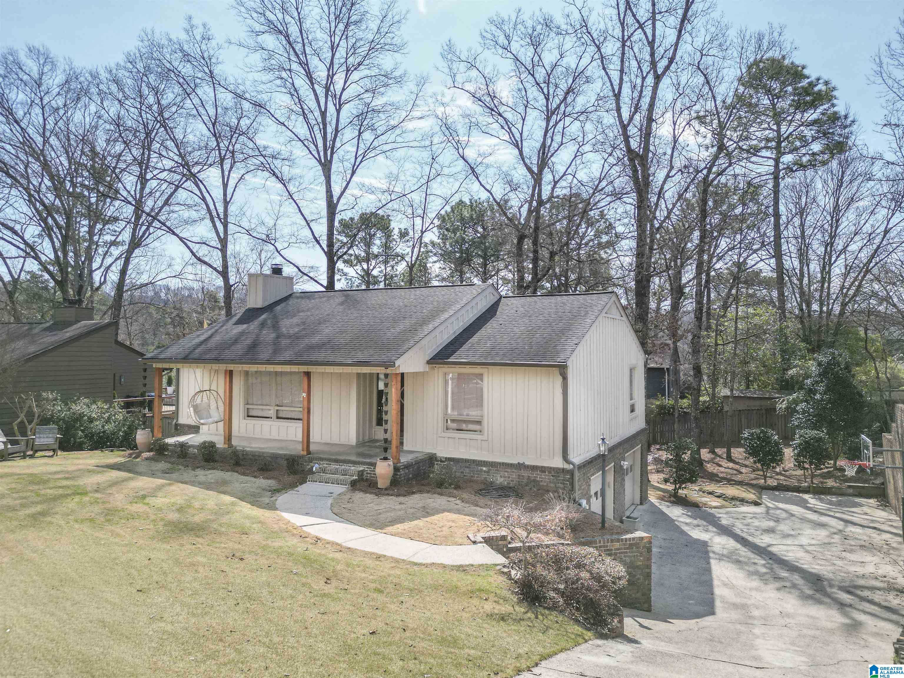 Homes for sale in Birmingham, AL | 2909 Macalpine Circle, Birmingham, AL 35242 | MLS# 21438770