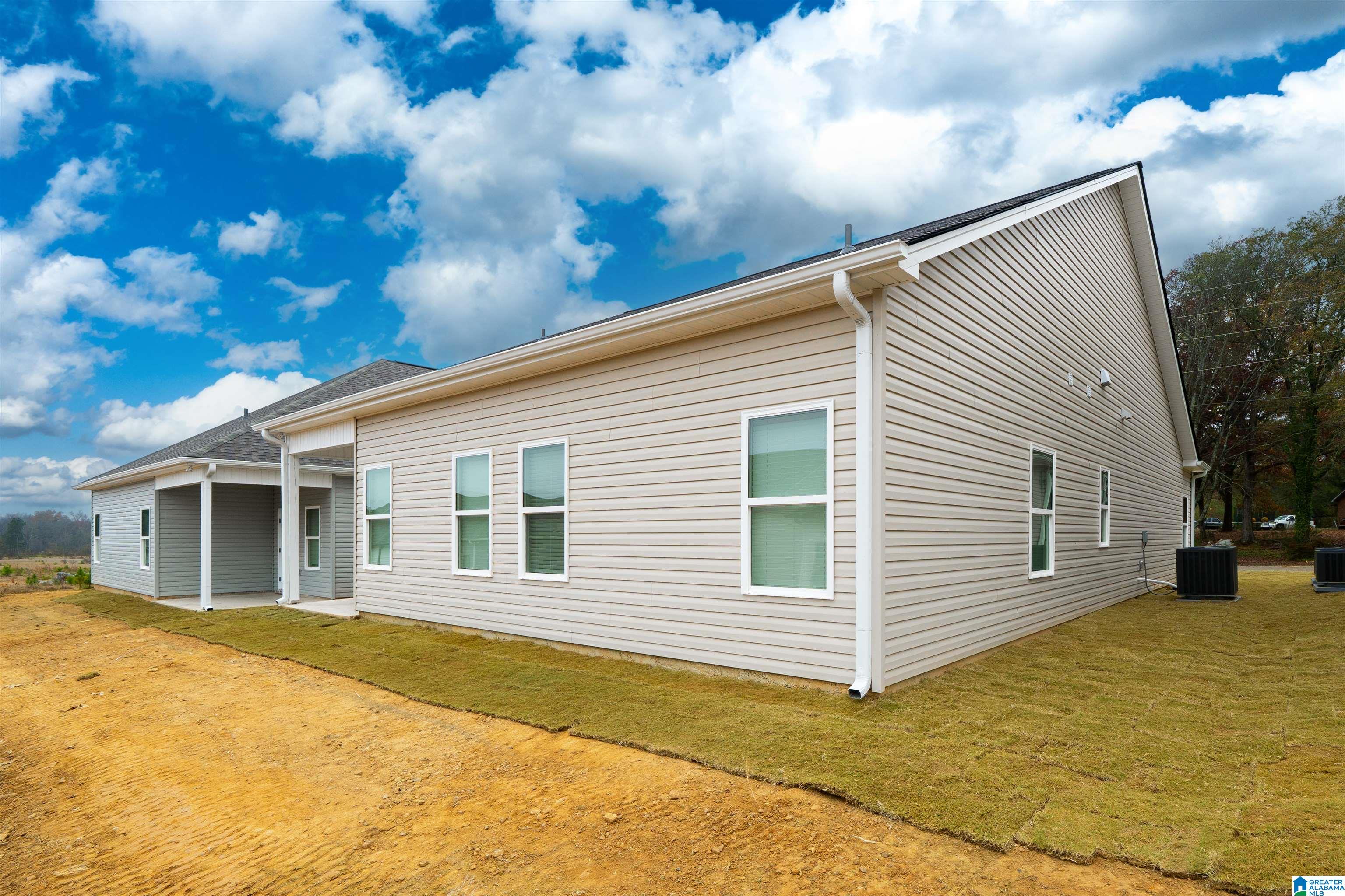5th image of 2221 Headrick Road, Bessemer, AL 35022 | MLS# 21438774