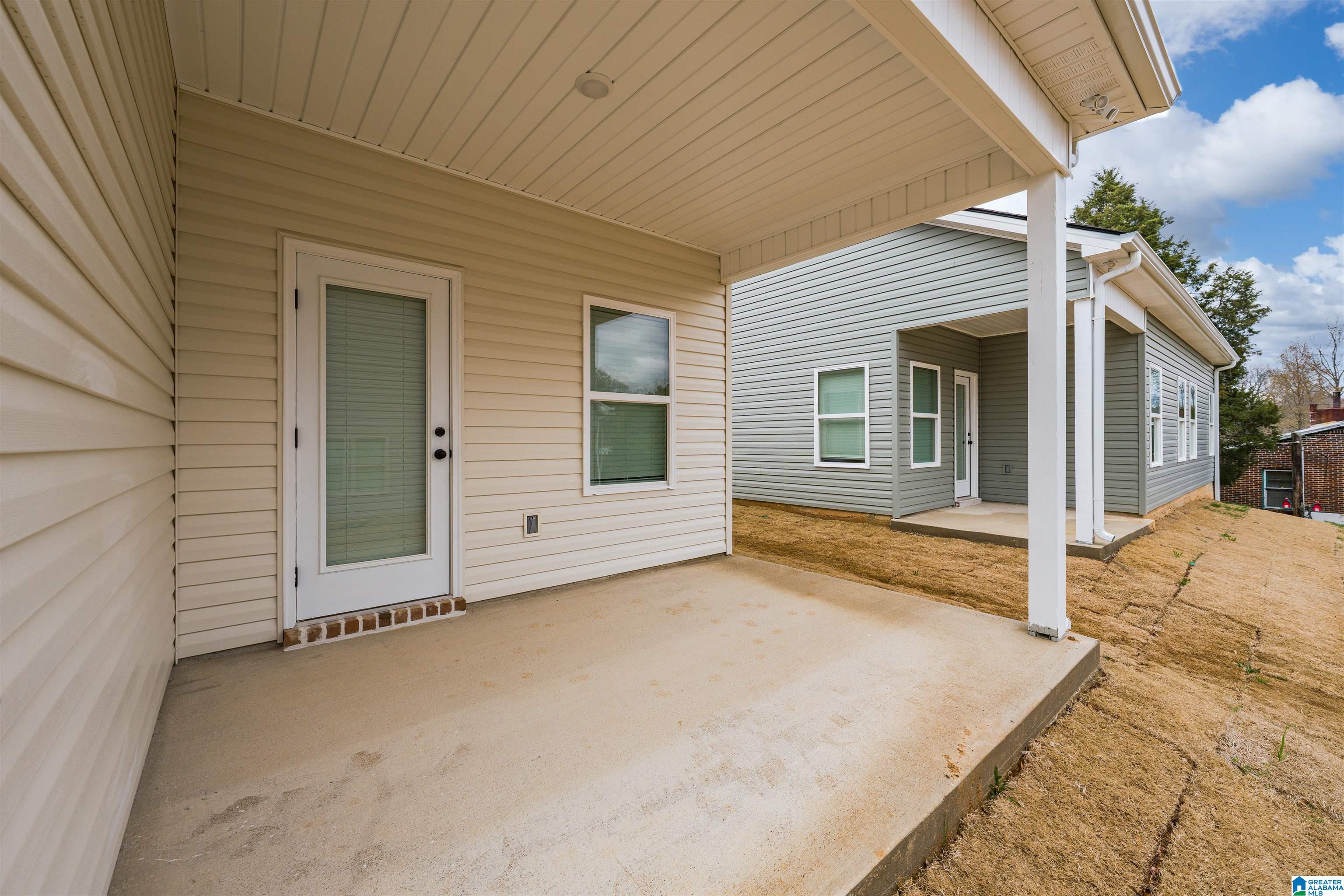 Photo 3 of Single family home for sale at 2225 Headrick Rd, Bessemer, AL 35022 | MLS# 21438775 | Listing updated on 2026-04-16