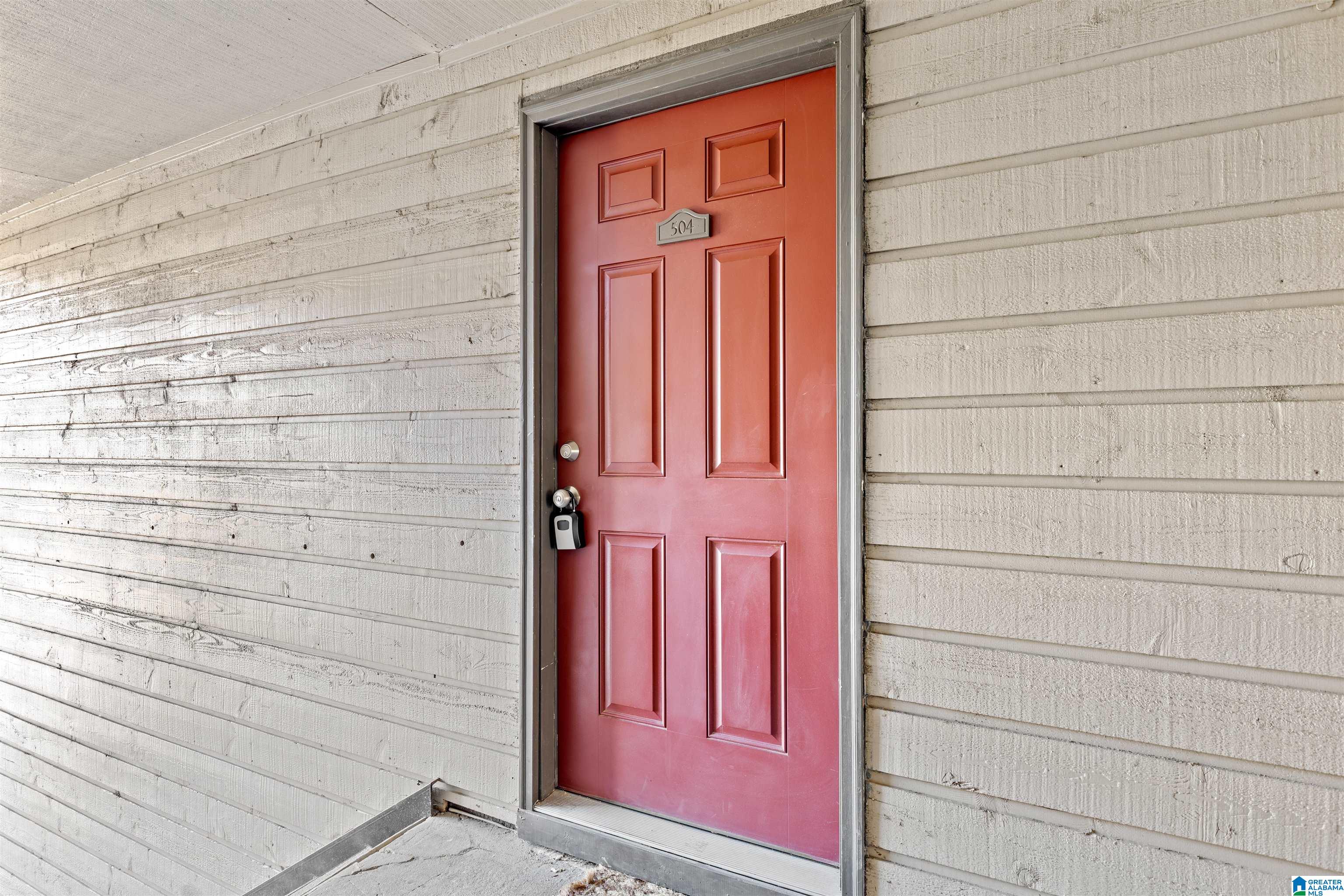 Homes for sale in Hoover, AL | 504 Patton Chapel Way #504, Hoover, AL 35226 | MLS# 21438898