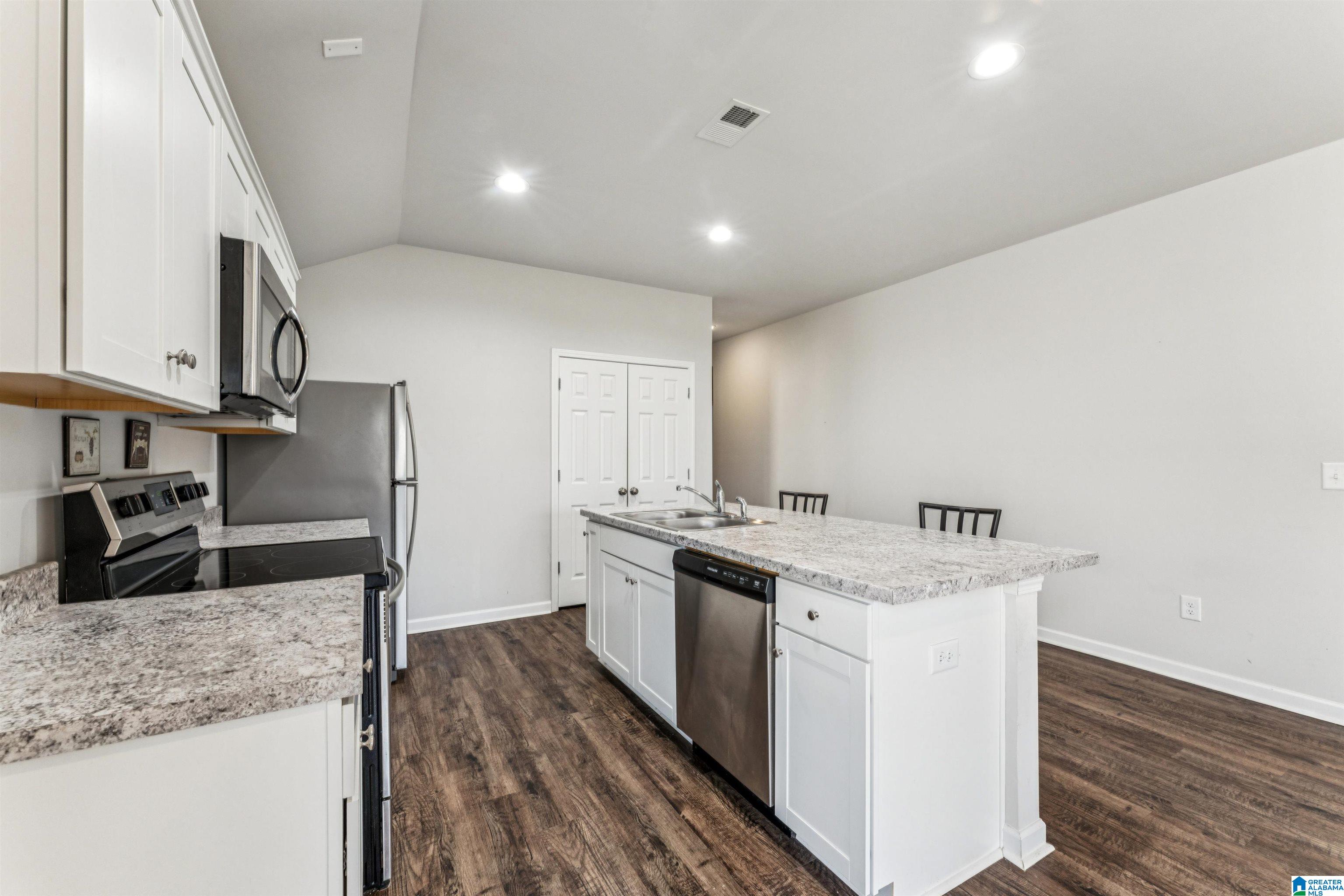 Homes for sale in Odenville, AL | 477 Savannah Street, Odenville, AL 35120 | MLS# 21438927