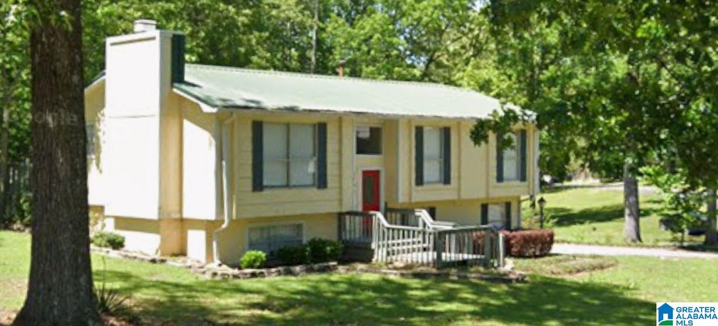 2048 WHITE POST ROAD
