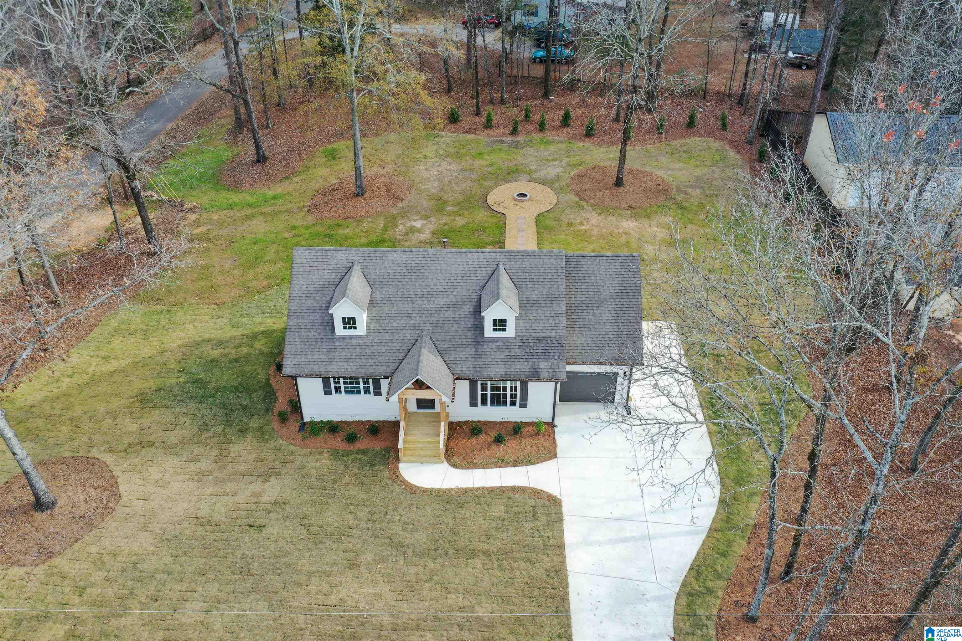 Homes for sale in Pell City, AL | 279 Mays Bend Dr, Pell City, AL 35128 | MLS# 21439069