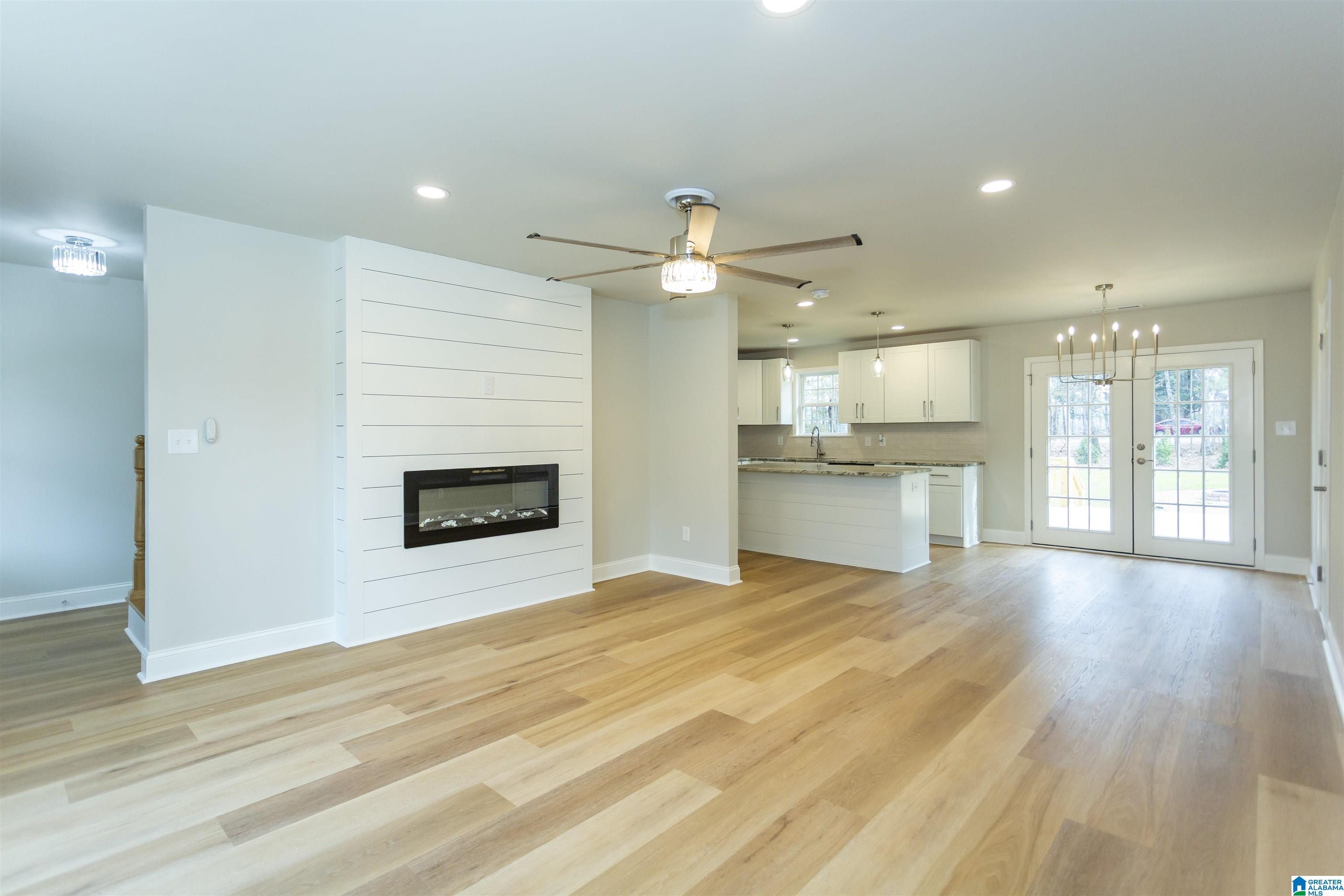 Homes for sale in Pell City, AL | 279 Mays Bend Dr, Pell City, AL 35128 | MLS# 21439069