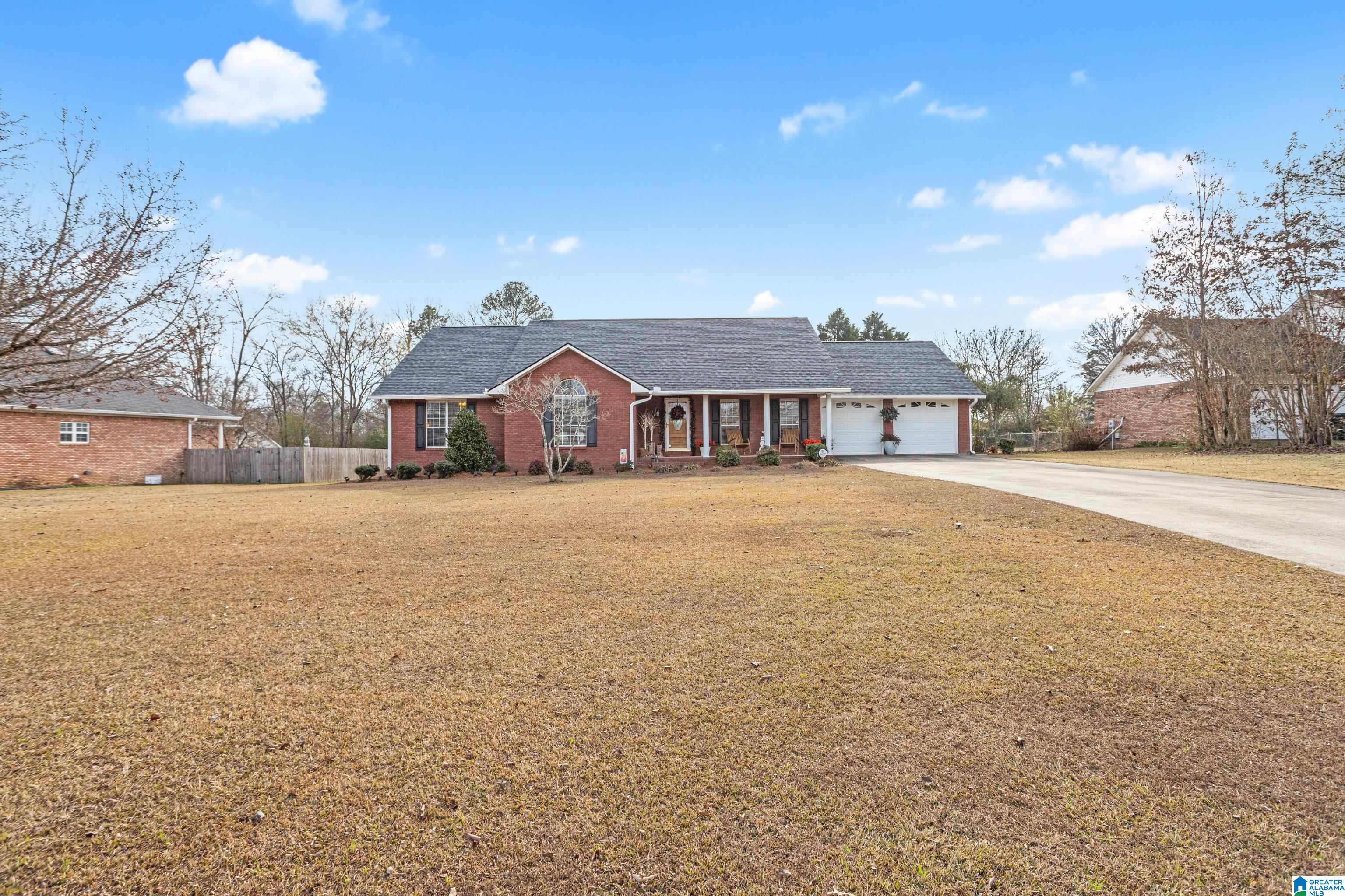 2nd image of 2105 Heatherwood Dr, Jasper, AL 35504 | MLS# 21439091