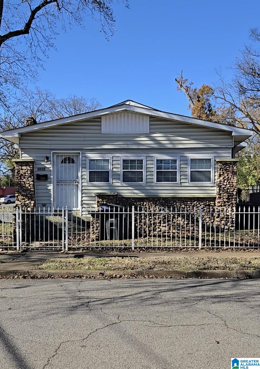 5520 COURT J