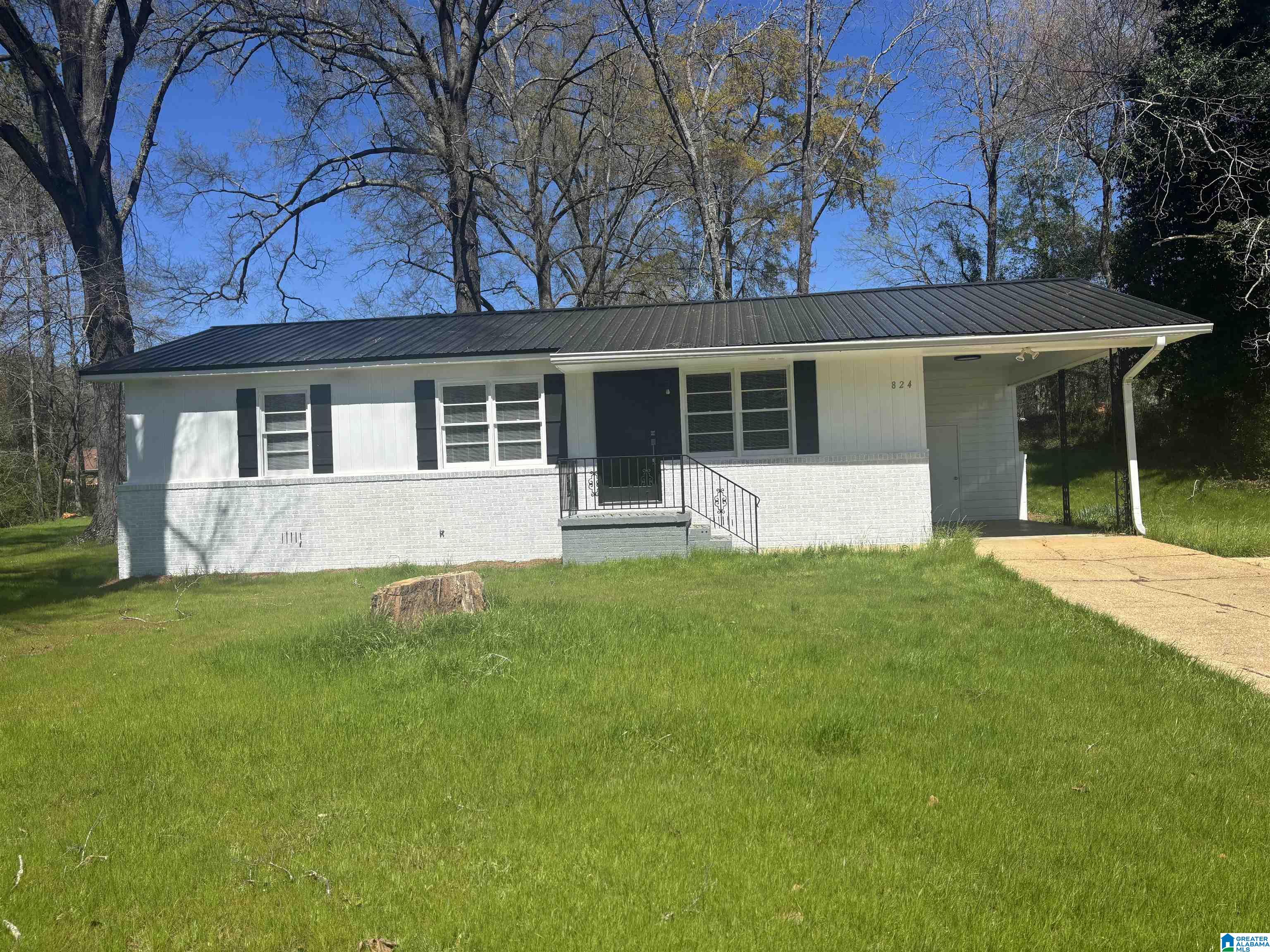 824 MAGNOLIA DRIVE