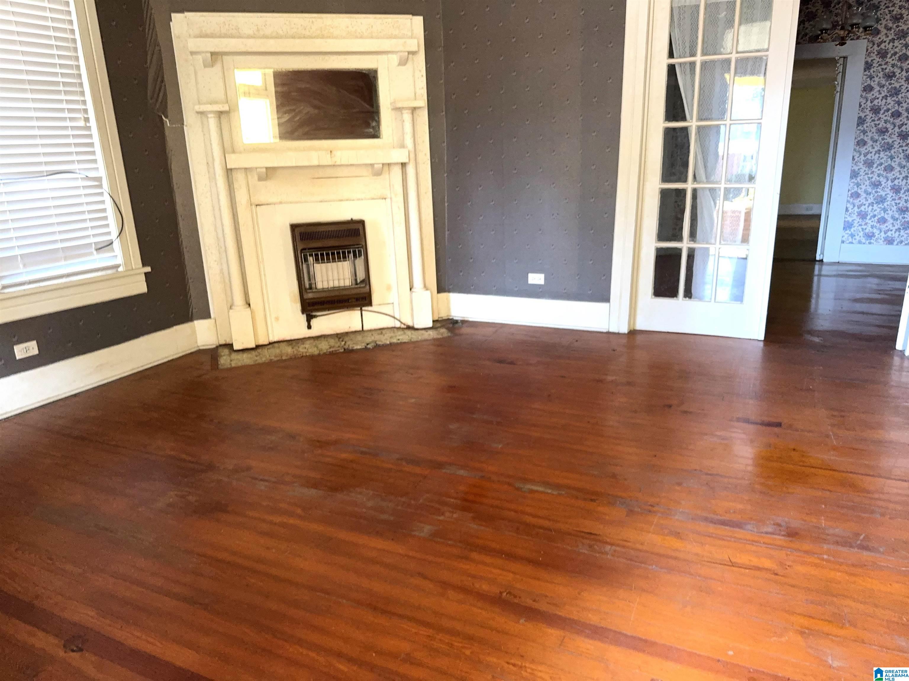 Photo 3 of Single family home for sale at 203 3rd Street Se, Aliceville, AL 35442 | MLS# 21439116 | Listing updated on 2026-05-09