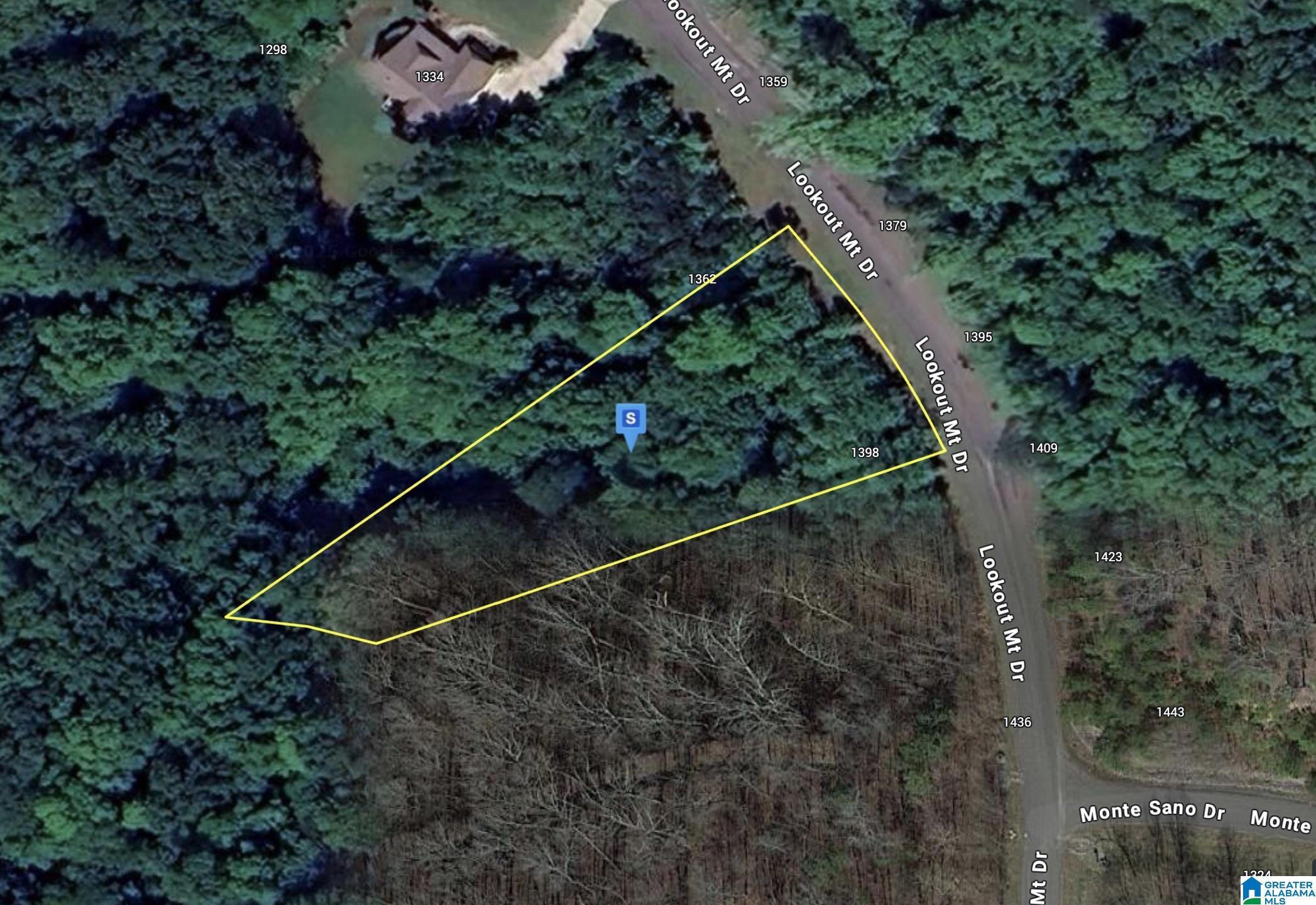 Homes for sale in Scottsboro, AL | 1398 Lookout Mtn Dr, Scottsboro, AL 35769 | MLS# 21439168