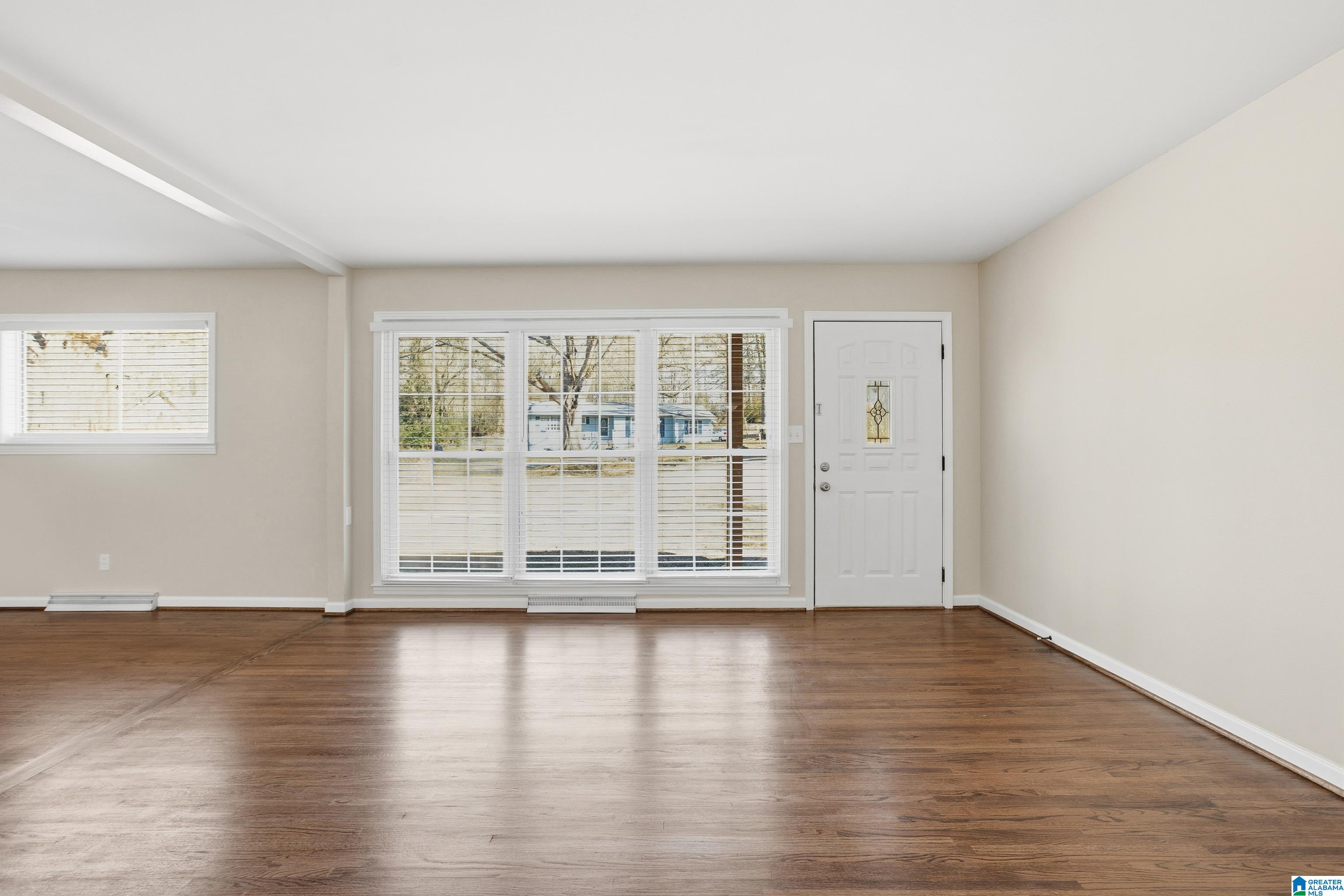 Homes for sale in Mount Olive, AL | 372 Oakhurst Street, Mount Olive, AL 35117 | MLS# 21439267