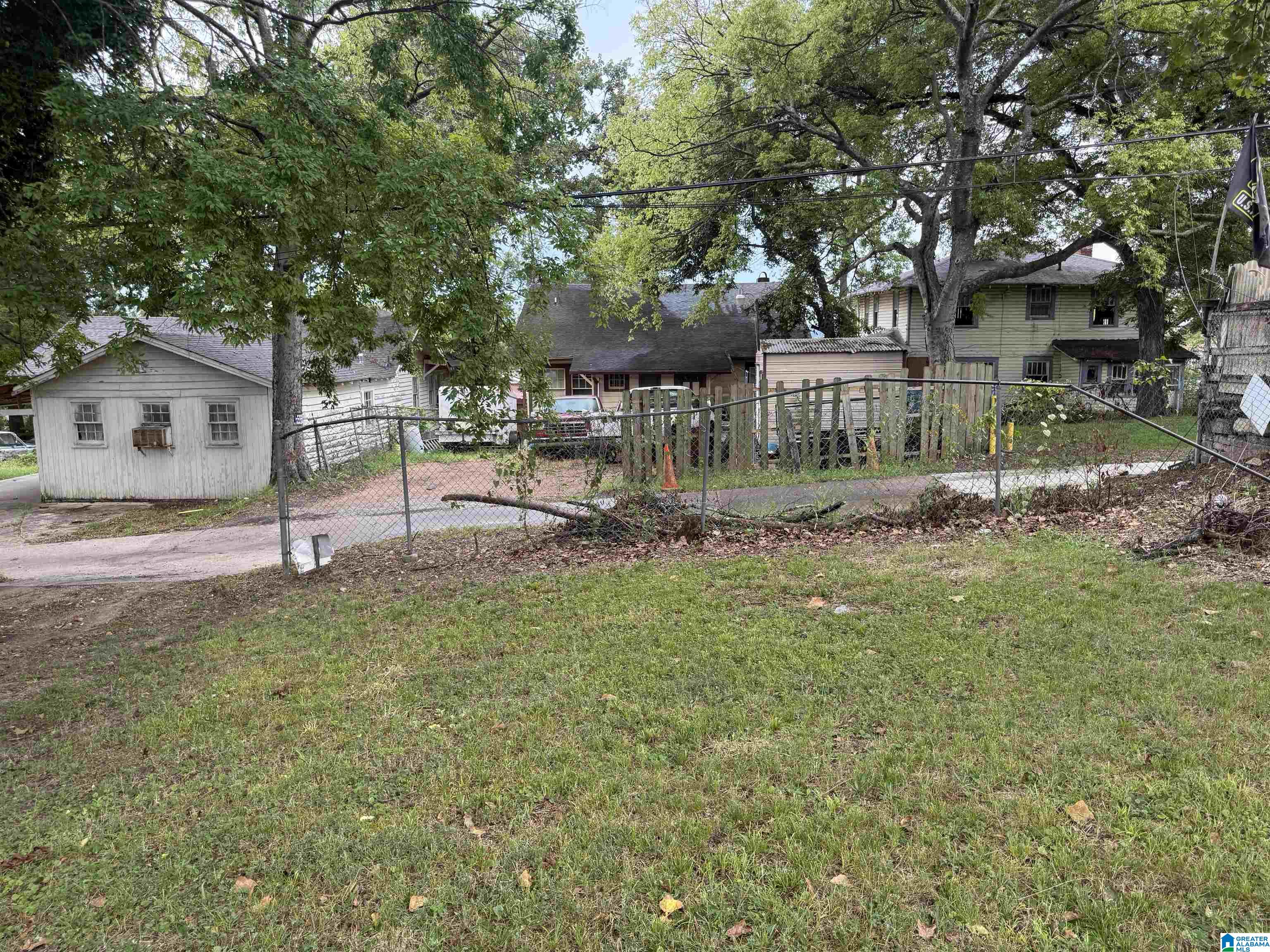 Photo 3 of Single family home for sale at 1109 8th Avenue, Birmingham, AL 35204 | MLS# 21439679 | Listing updated on 2026-03-20