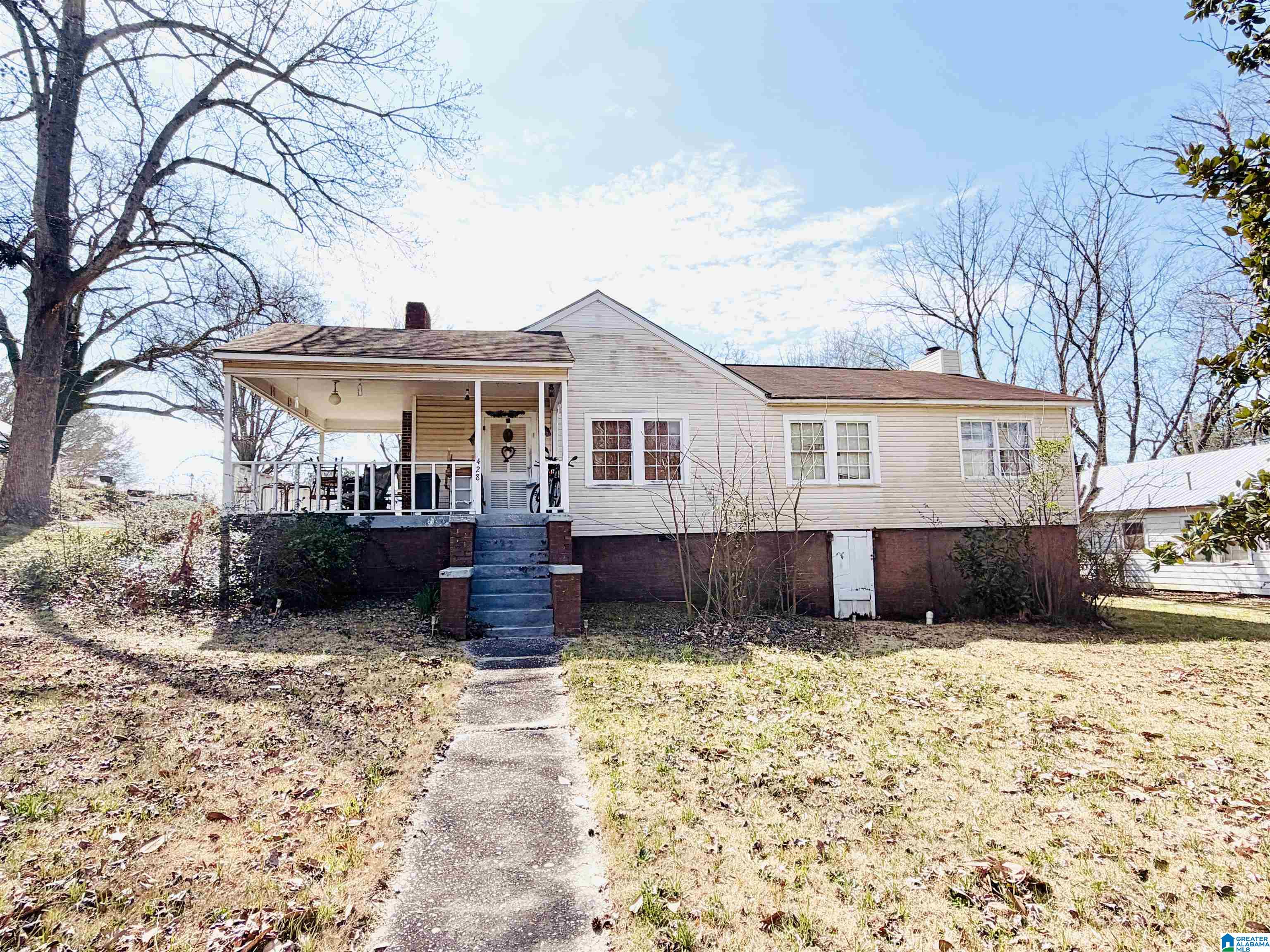 Homes for sale in Anniston, AL | 428 E 20th Street, Anniston, AL 36207 | MLS# 21439745