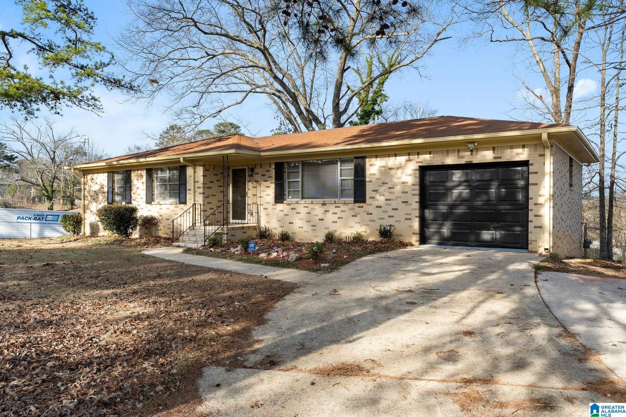 Homes for sale in Center Point, AL | 508 26Th Avenue Nw, Center Point, AL 35215 | MLS# 21439807