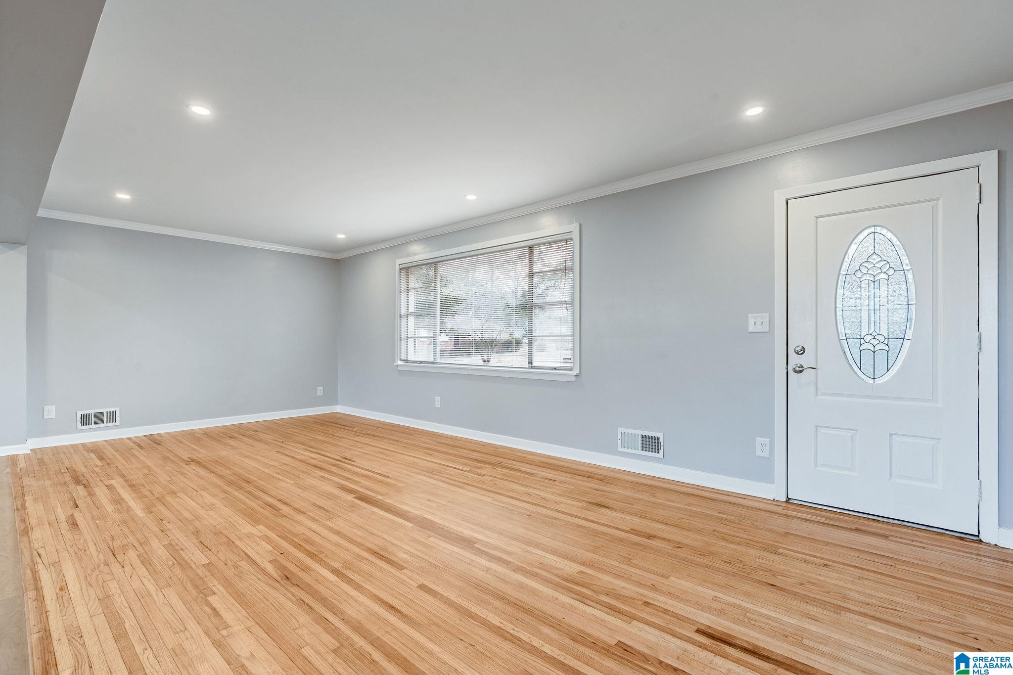 Homes for sale in Center Point, AL | 508 26Th Avenue Nw, Center Point, AL 35215 | MLS# 21439807