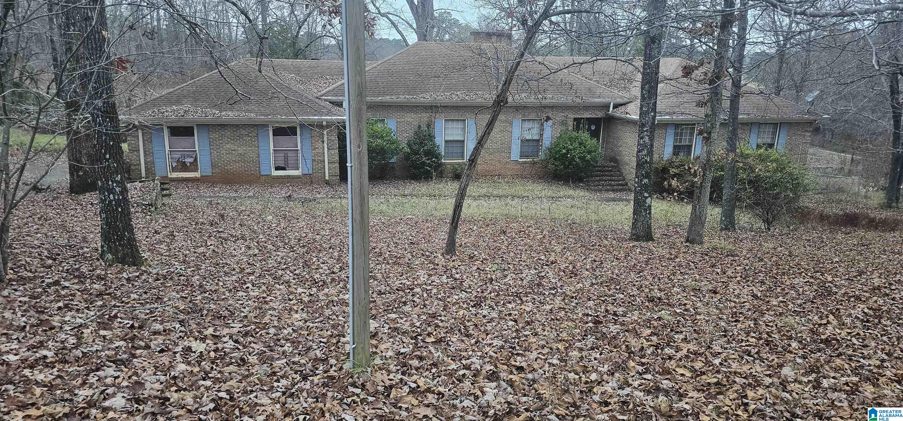 818 CREEK TRAIL