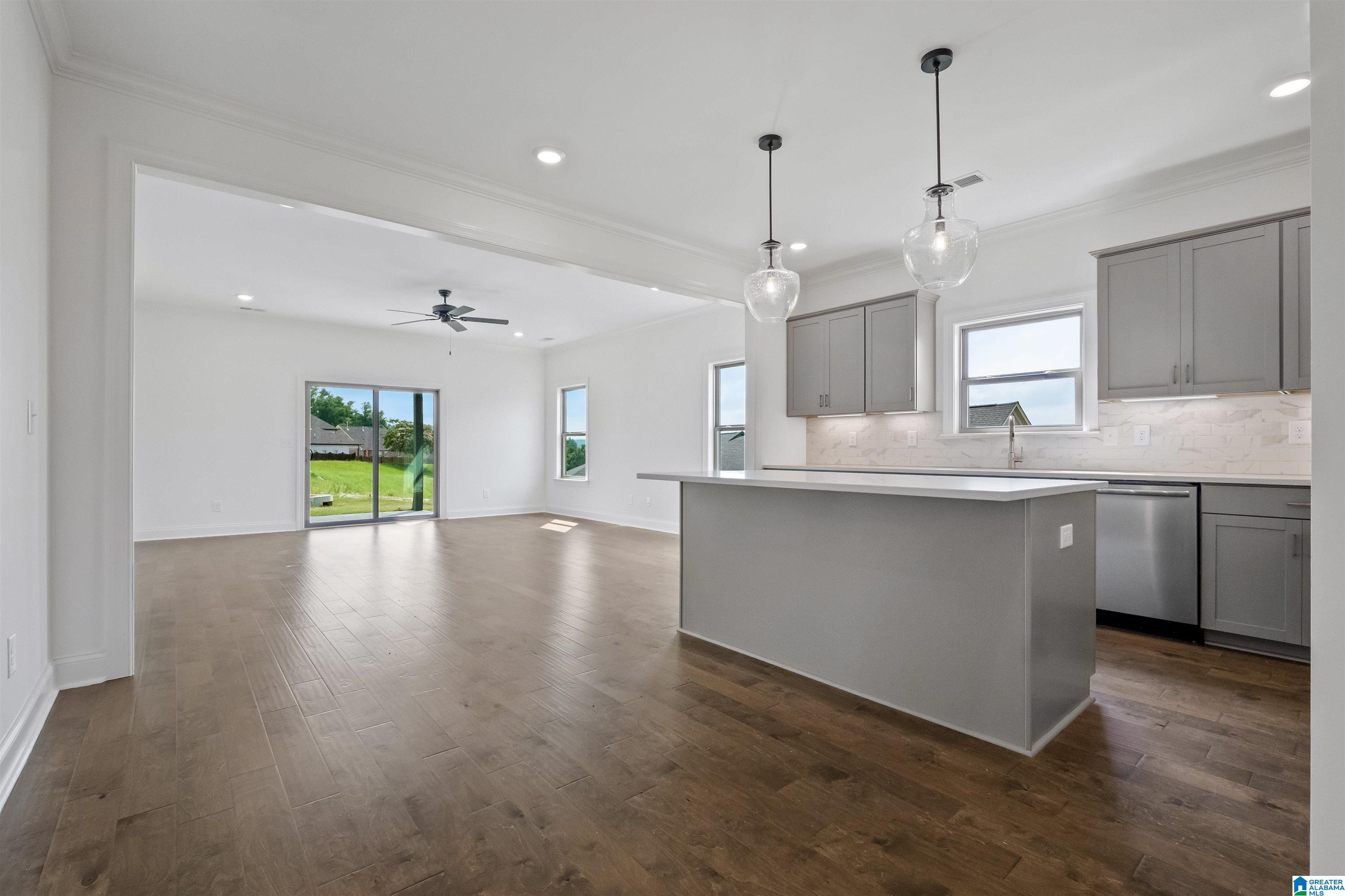 5th image of 2214 Chelsea Park Bend, Chelsea, AL 35043 | MLS# 21439849