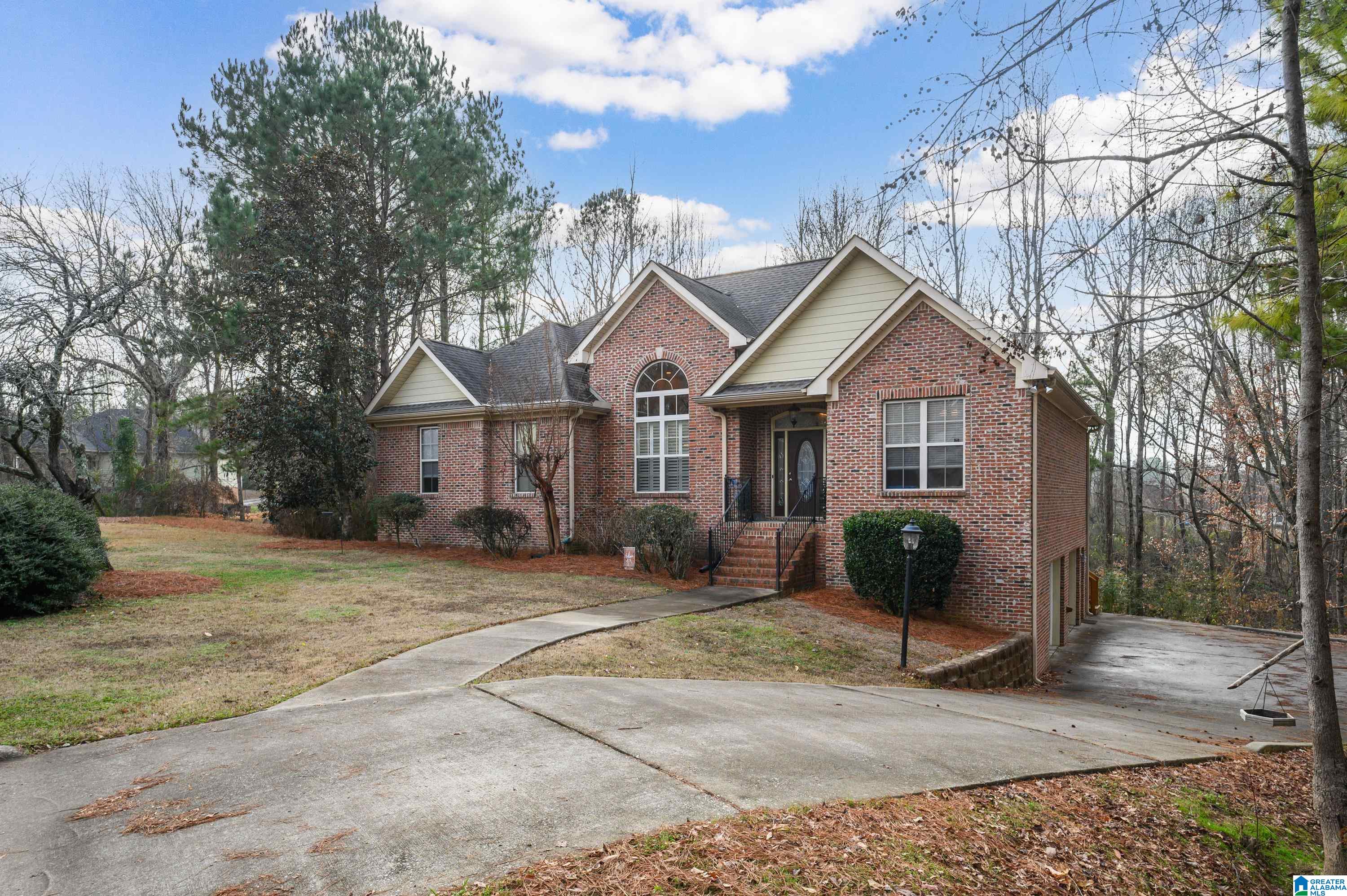 Homes for sale in Helena, AL | 324 Falliston Court, Helena, AL 35080 | MLS# 21439891