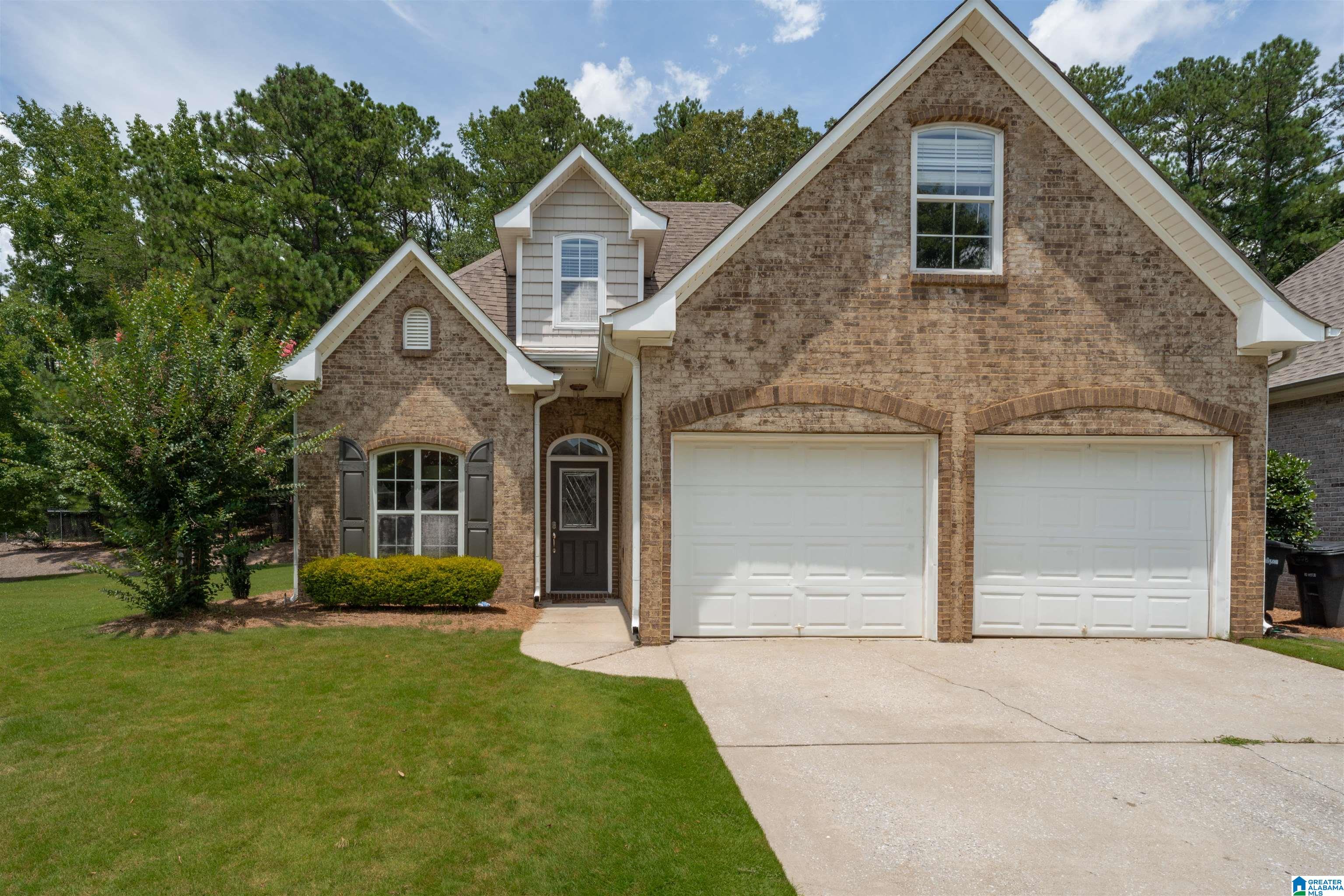 282 VINEYARD LANE