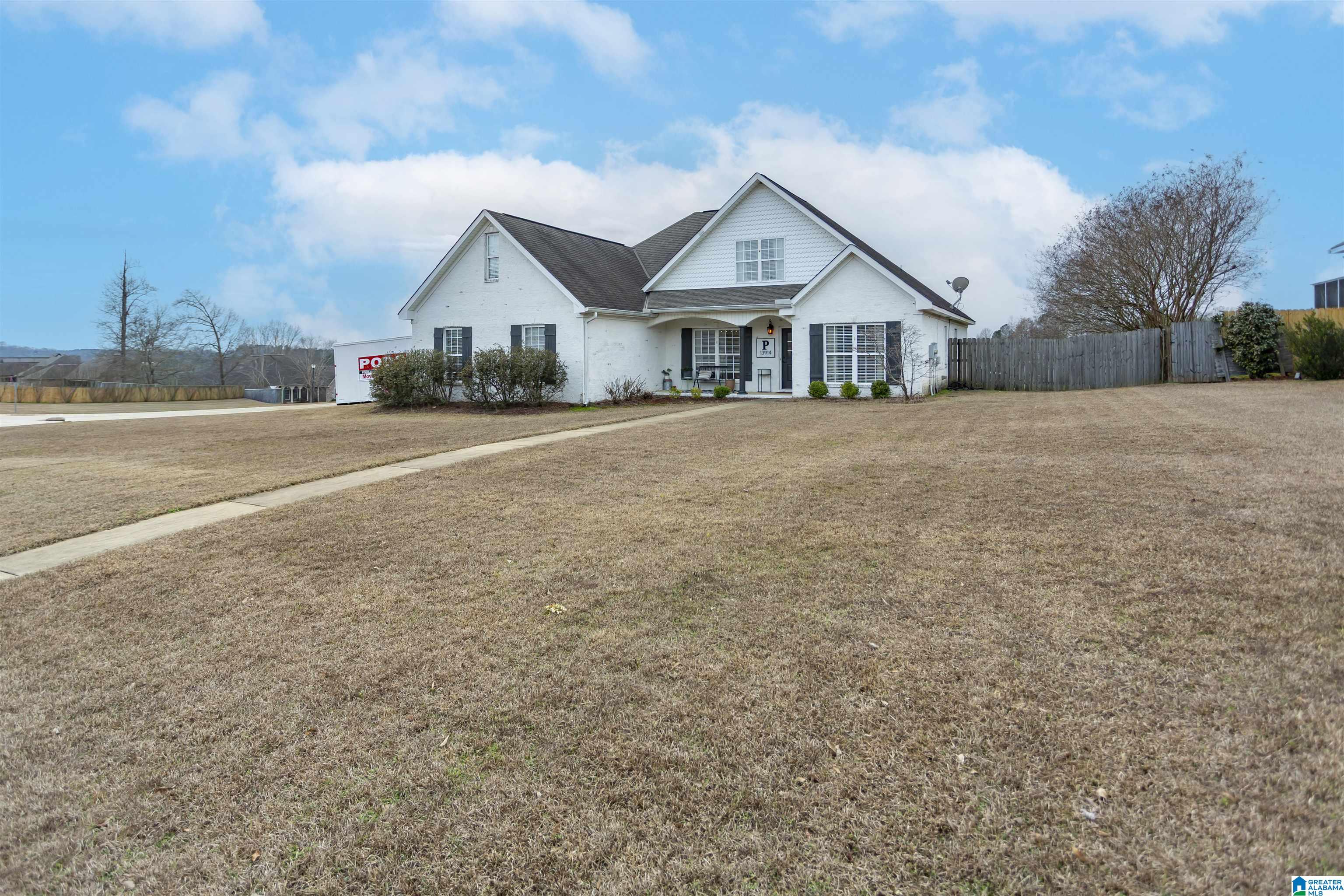 Homes for sale in Northport, AL | 13914 Grand Pointe Boulevard, Northport, AL 35475 | MLS# 21439981