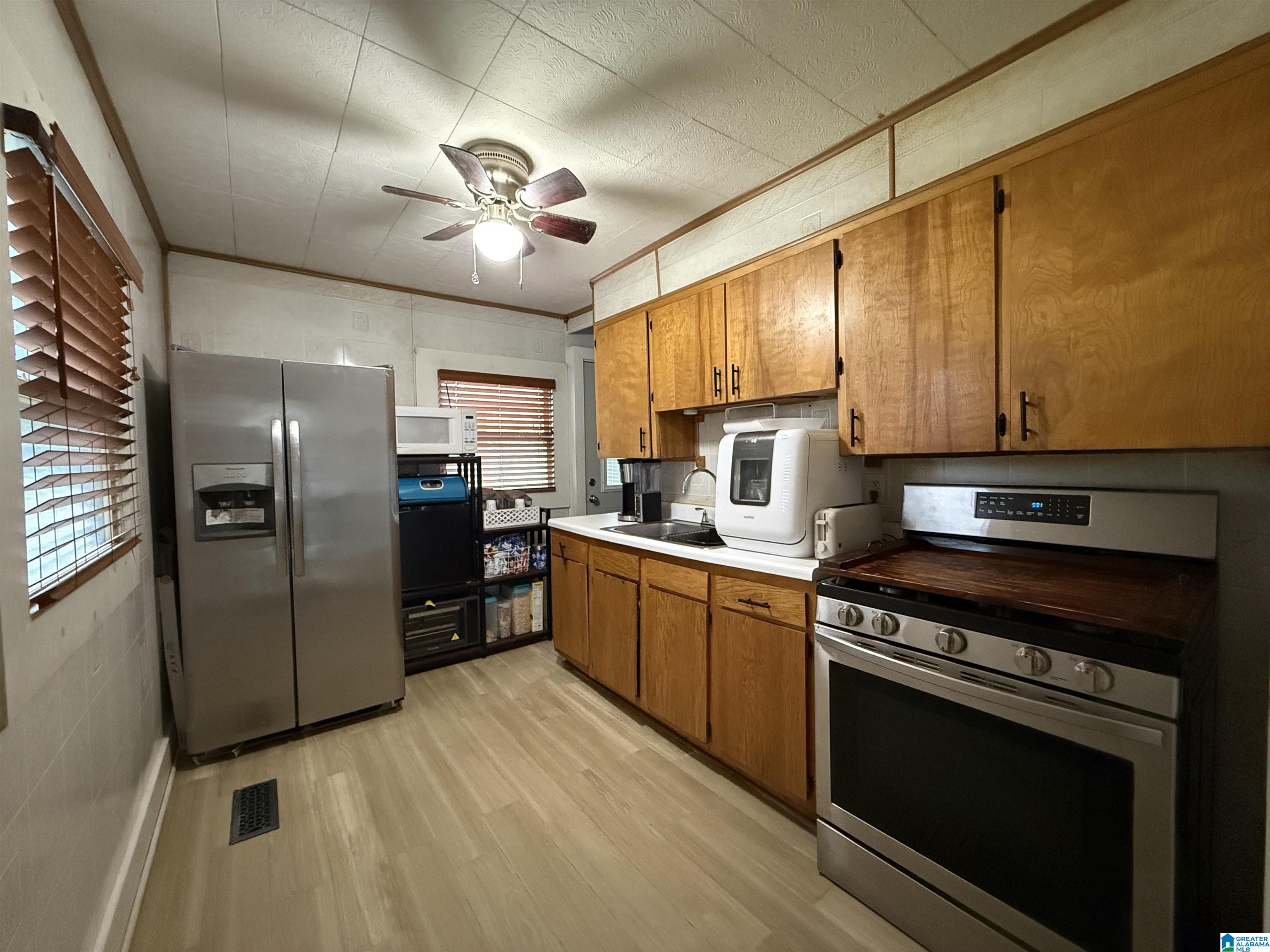 2nd image of 1541 26th Avenue N, Bessemer, AL 35023 | MLS# 21439999