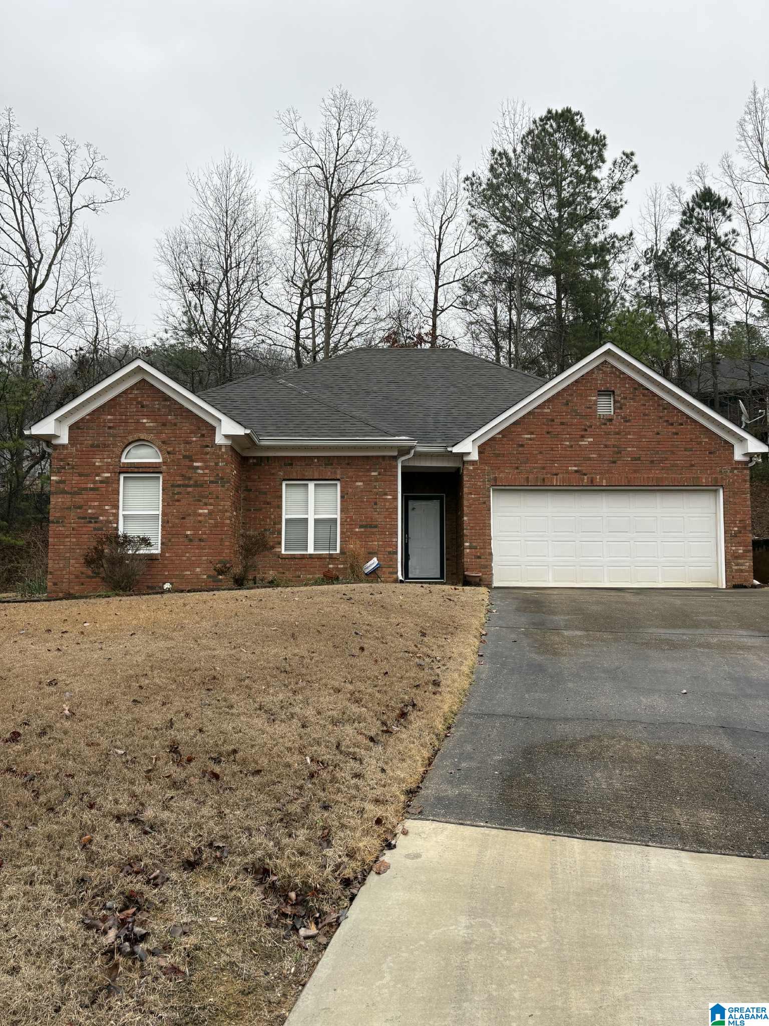 6758 HEATON MANOR