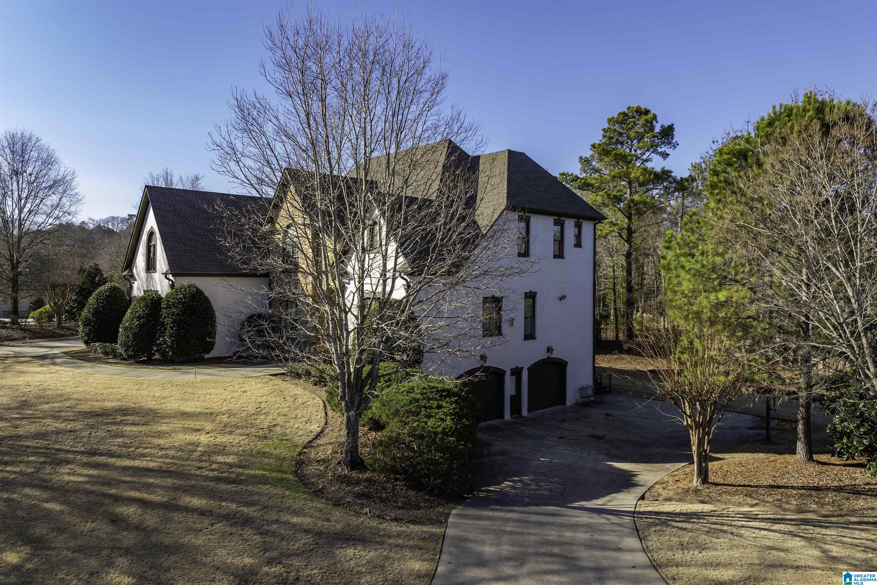 Homes for sale in Hoover, AL | 1372 Legacy Dr, Hoover, AL 35242 | MLS# 21440242