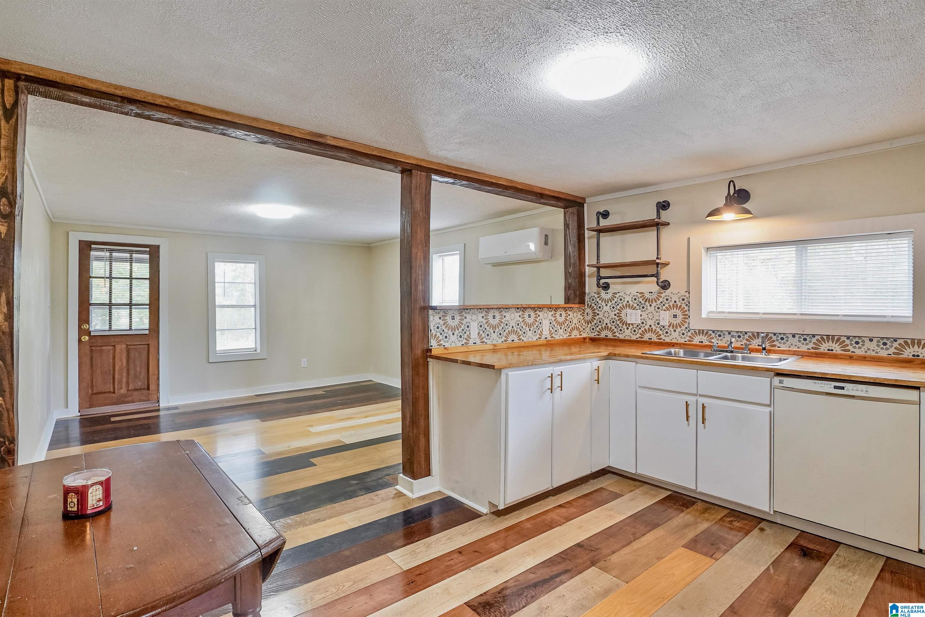 Homes for sale in Centreville, AL | 308 E Dry Hollow Road, Centreville, AL 35042 | MLS# 21440258