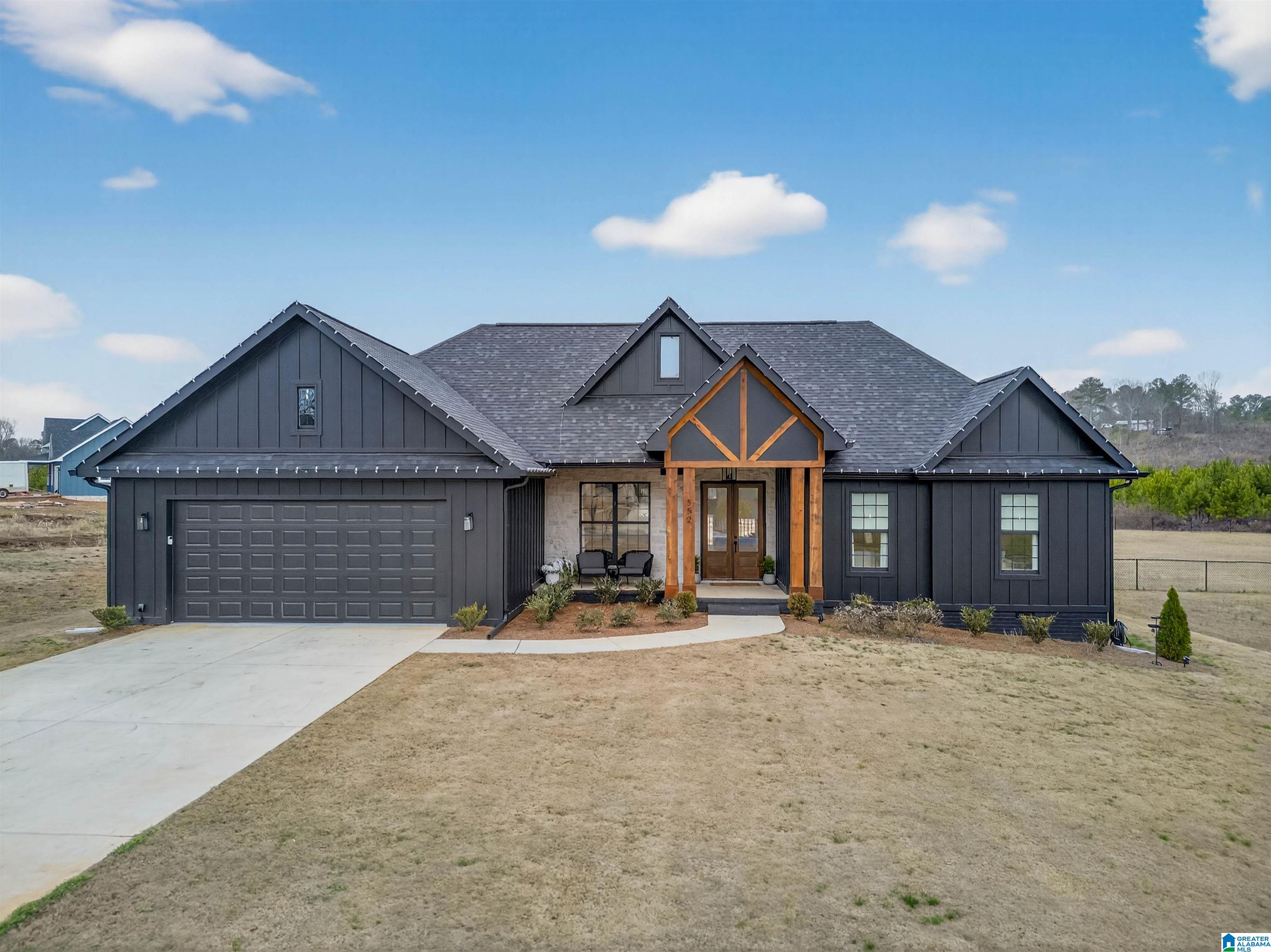 552 WATERFORD WAY