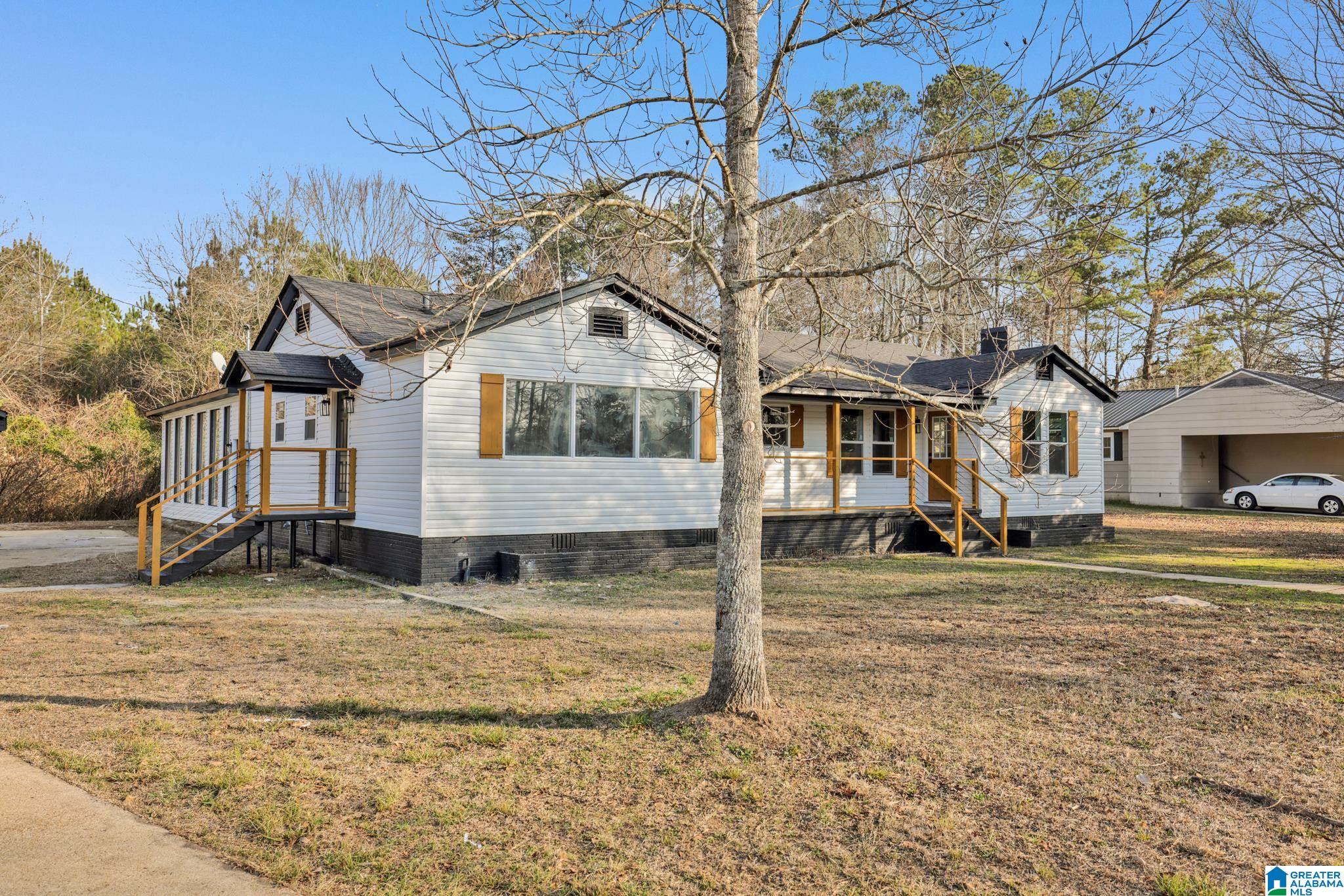 Homes for sale in Glencoe, AL | 1006 Taylor Road, Glencoe, AL 35905 | MLS# 21440275