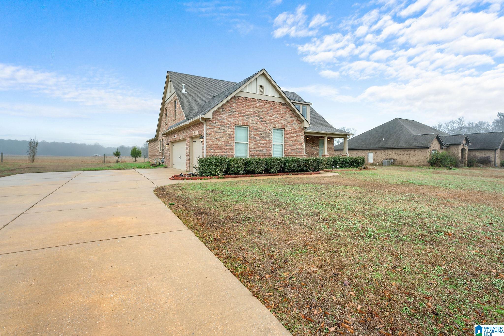 Homes for sale in Moundville, AL | 11774 Meadowlawn Dr, Moundville, AL 35474 | MLS# 21440282