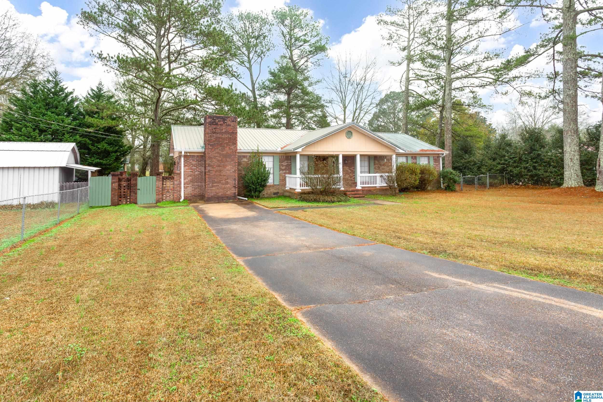 Homes for sale in Cropwell, AL | 100 Holiday Estates Dr, Cropwell, AL 35054 | MLS# 21440290