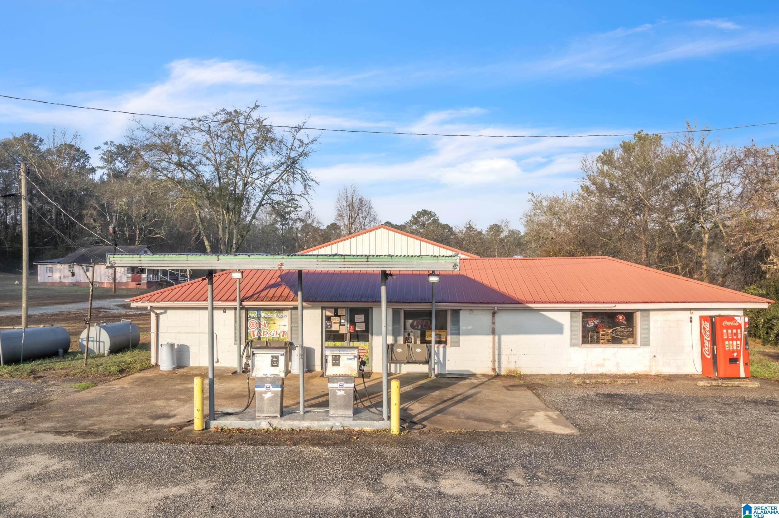 1111 COUNTY ROAD 212