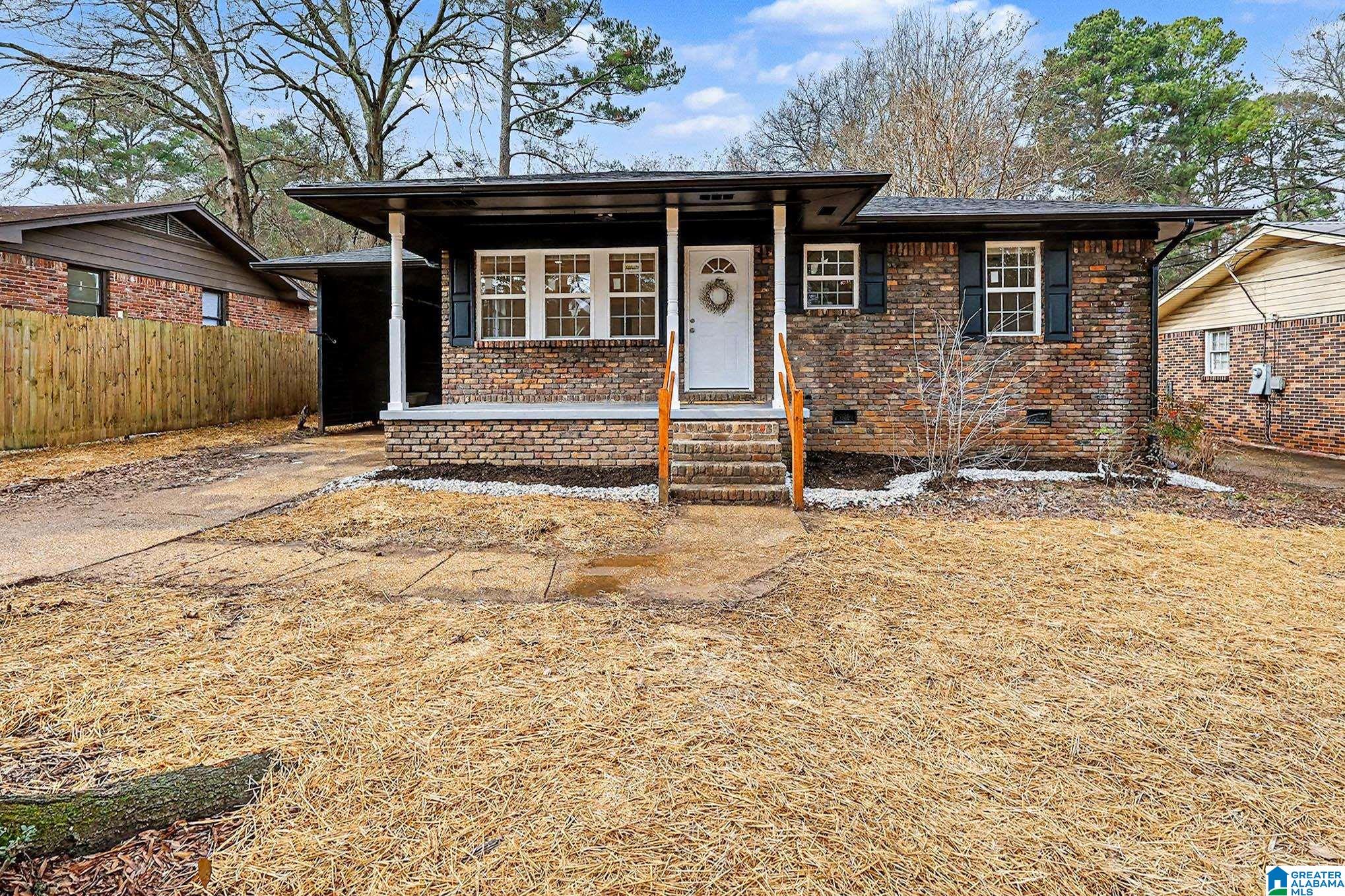 Homes for sale in Hueytown, AL | 1220 26th Avenue N, Hueytown, AL 35023 | MLS# 21440305