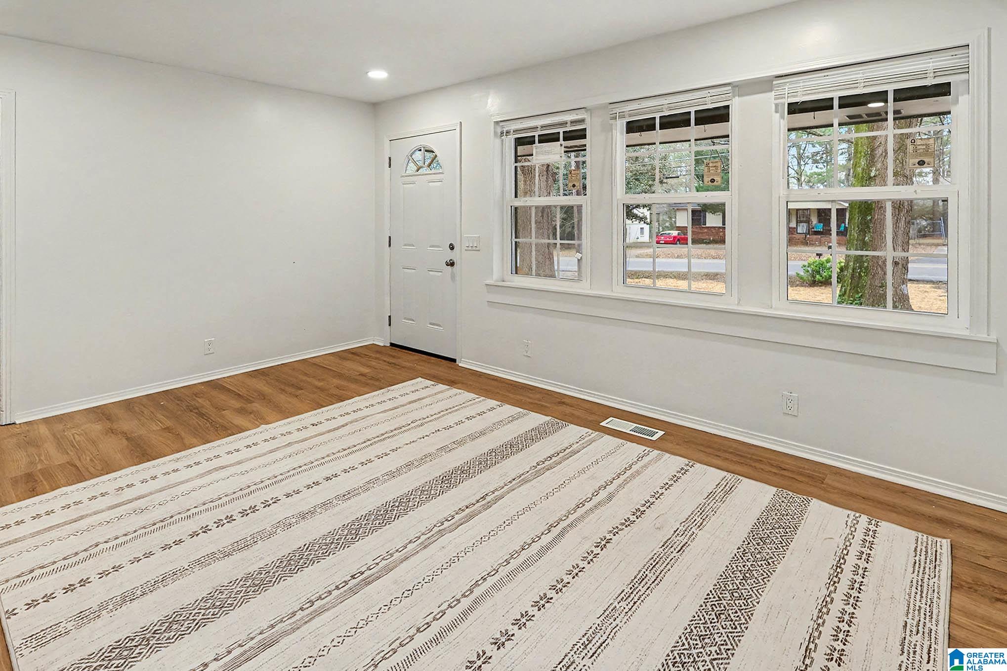 Homes for sale in Hueytown, AL | 1220 26Th Avenue N, Hueytown, AL 35023 | MLS# 21440305