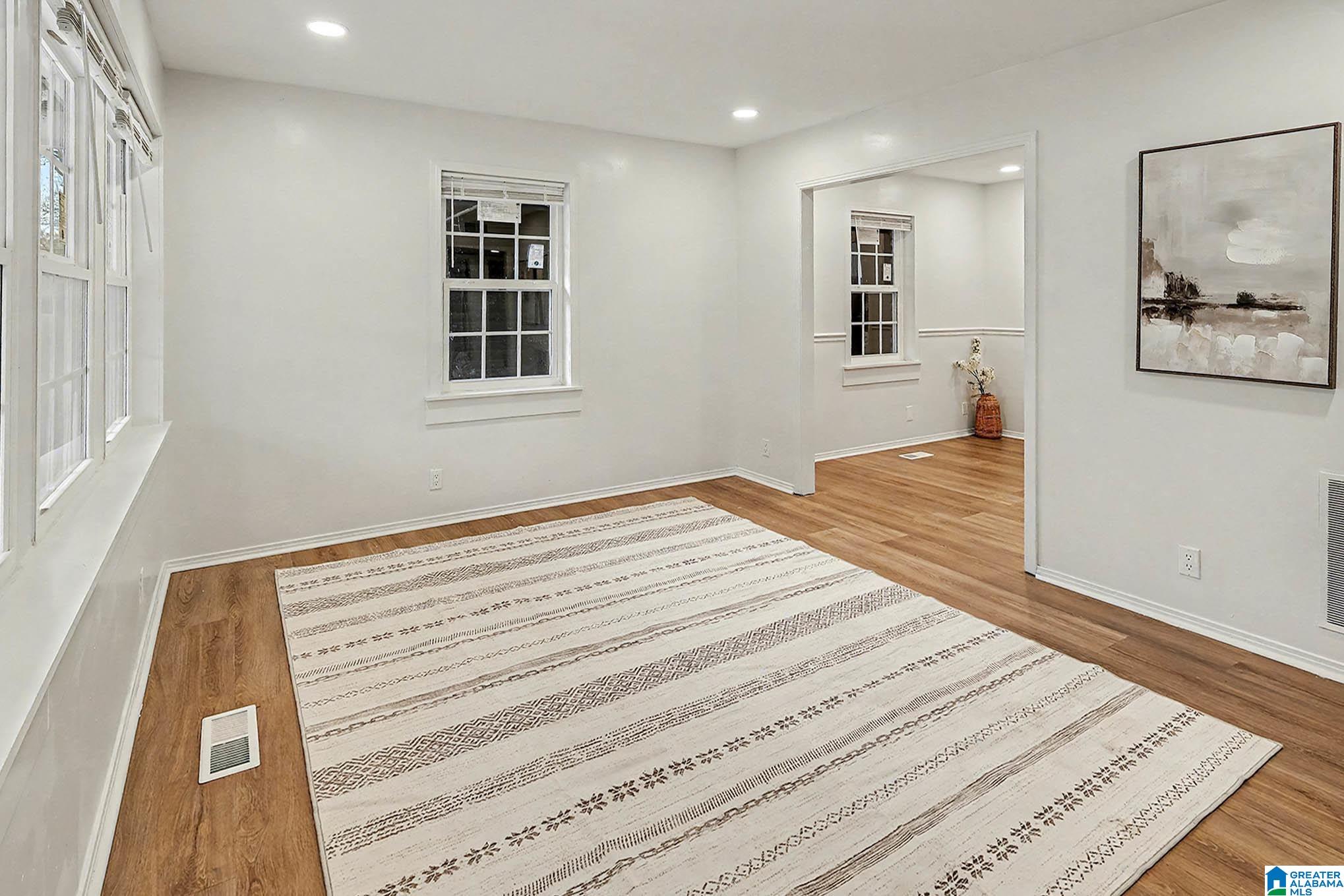 Homes for sale in Hueytown, AL | 1220 26Th Avenue N, Hueytown, AL 35023 | MLS# 21440305