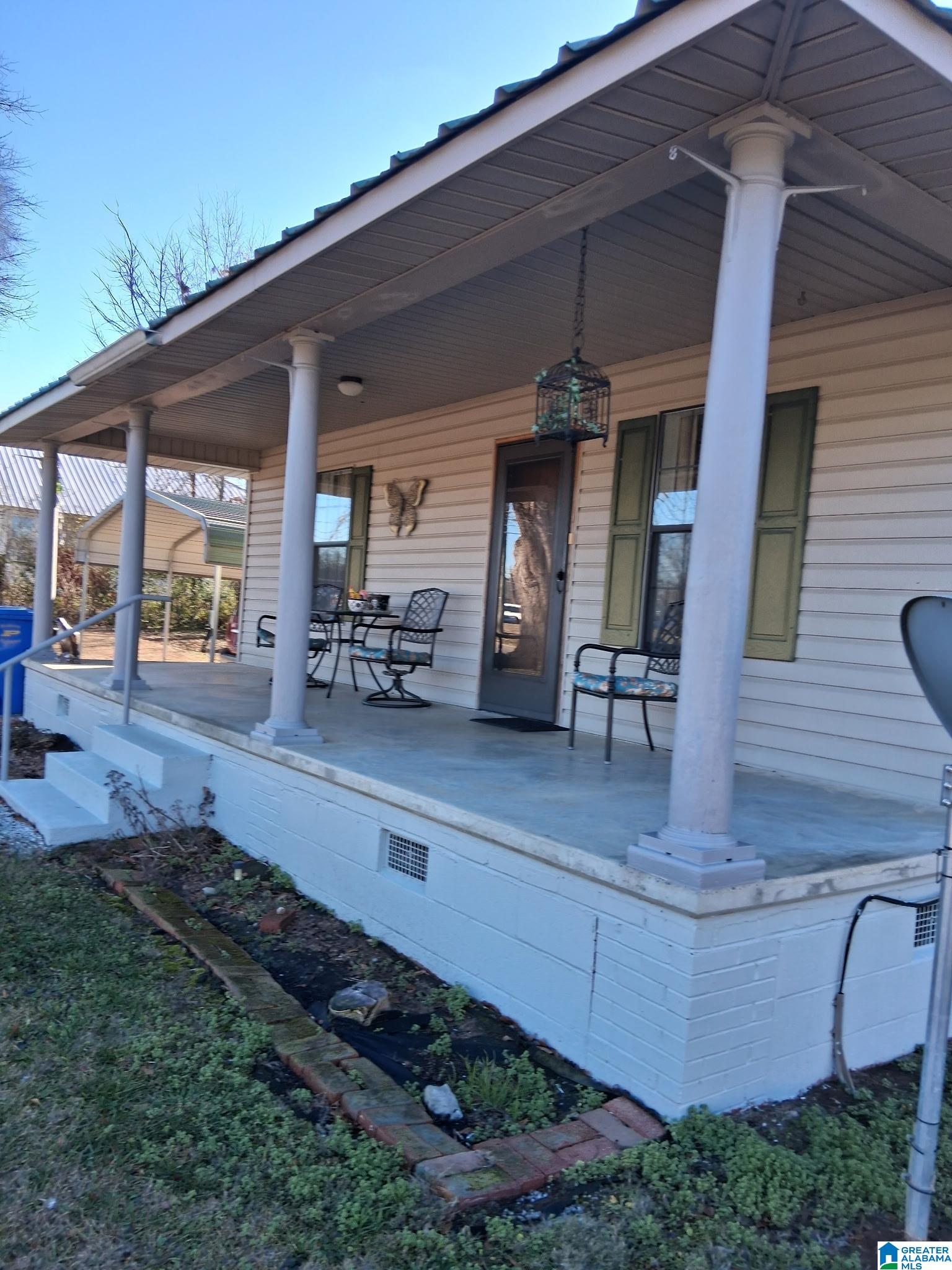 219 W LADIGA STREET