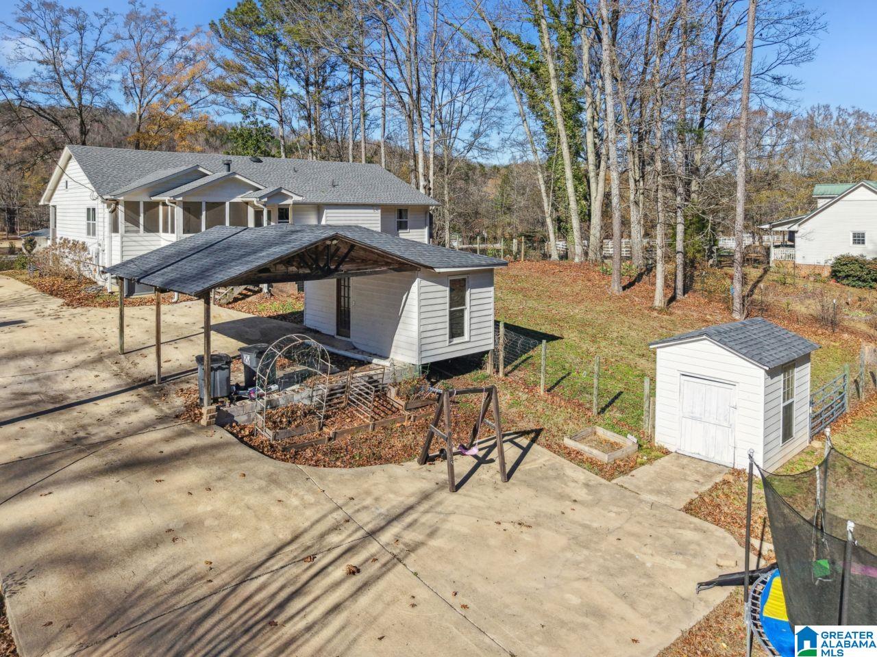 Homes for sale in Trussville, AL | 7681 Happy Hollow Road, Trussville, AL 35173 | MLS# 21440334