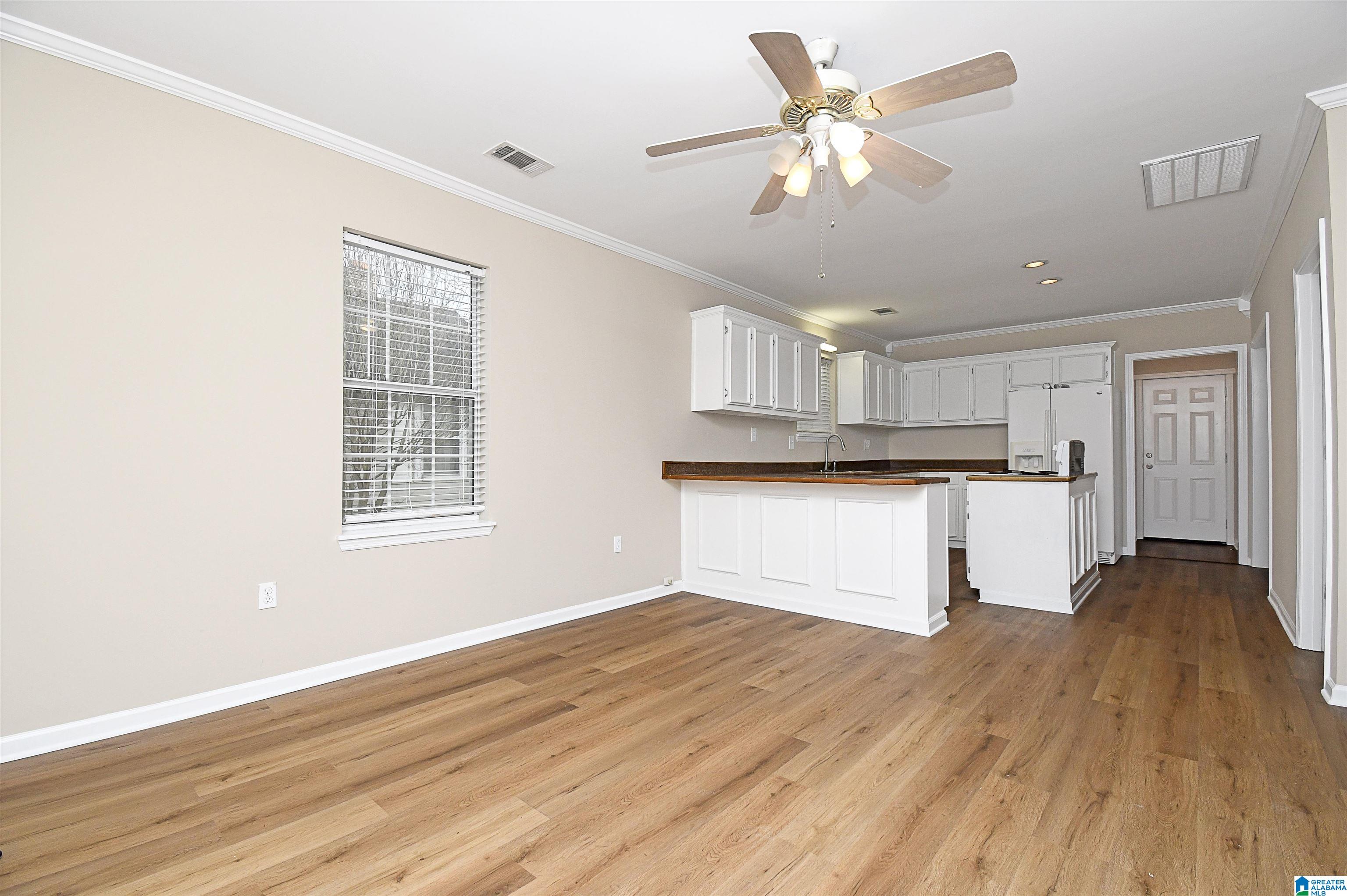 Homes for sale in Clanton, AL | 803 15Th Avenue N, Clanton, AL 35045 | MLS# 21440424