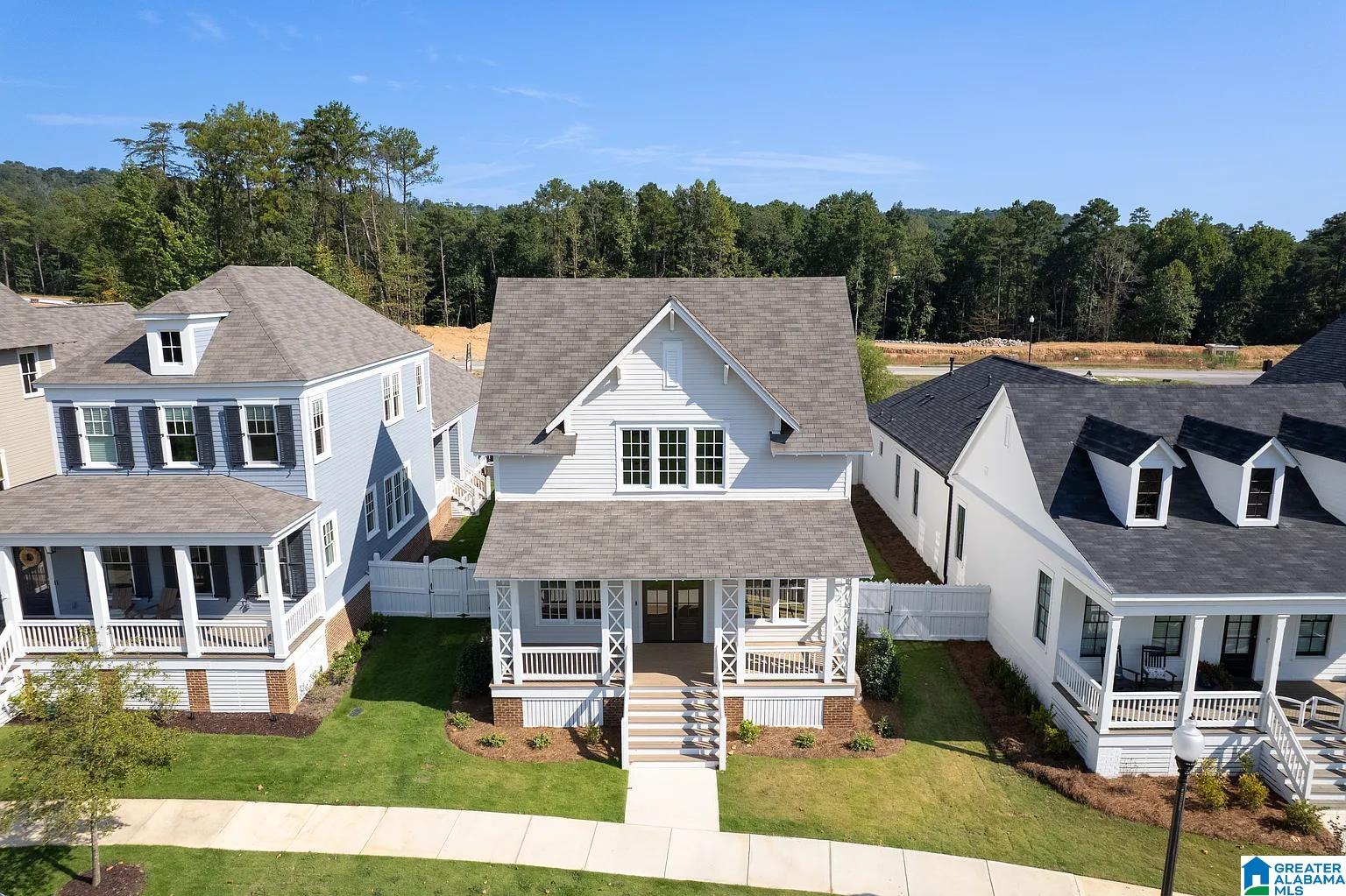 Photo 3 of Sale Pending at 479 Preserve Way, Hoover, AL 35226 | MLS# 21440456 | Listing updated on 2026-09-12
