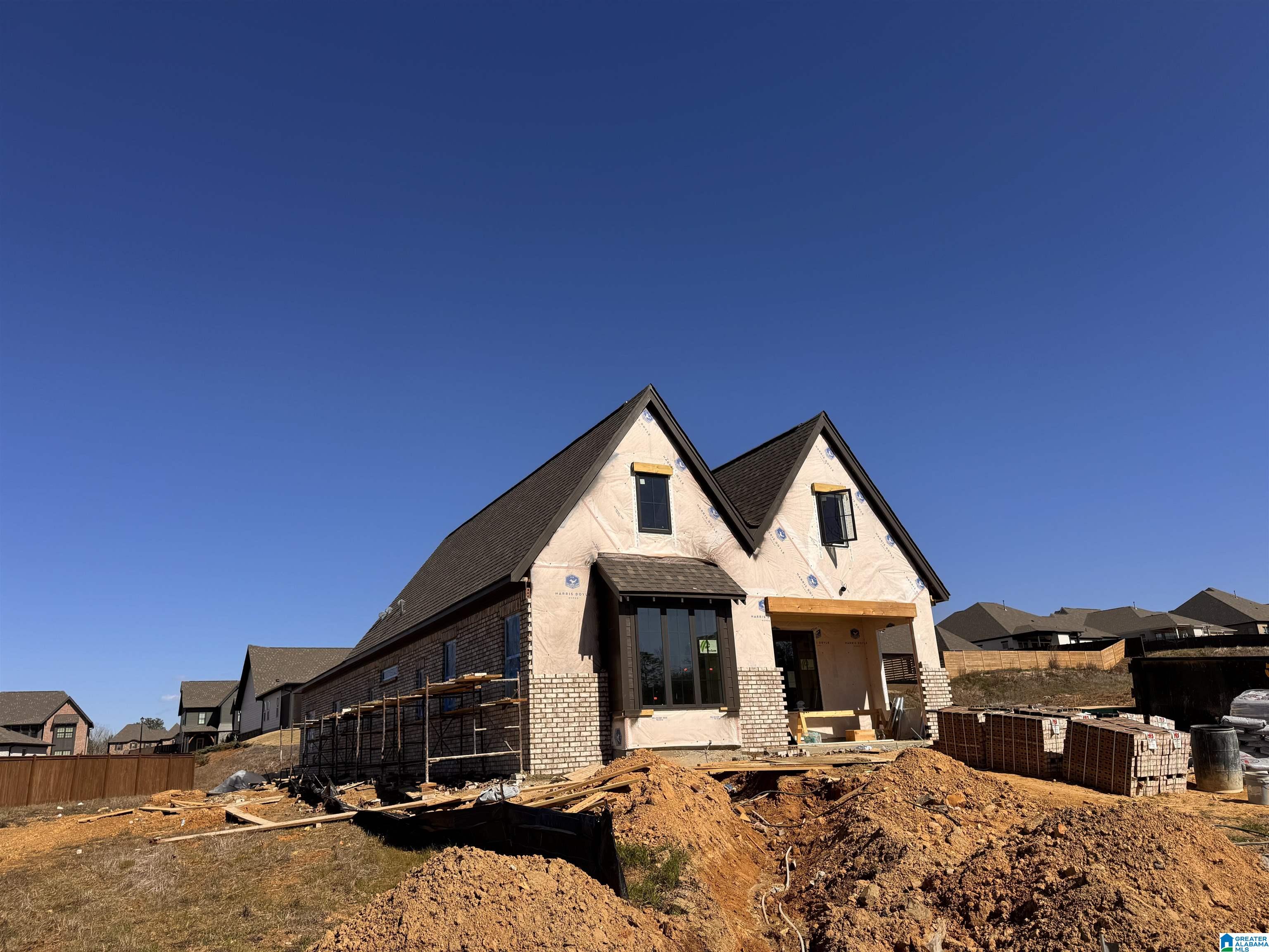 3904 CALVERT CIRCLE