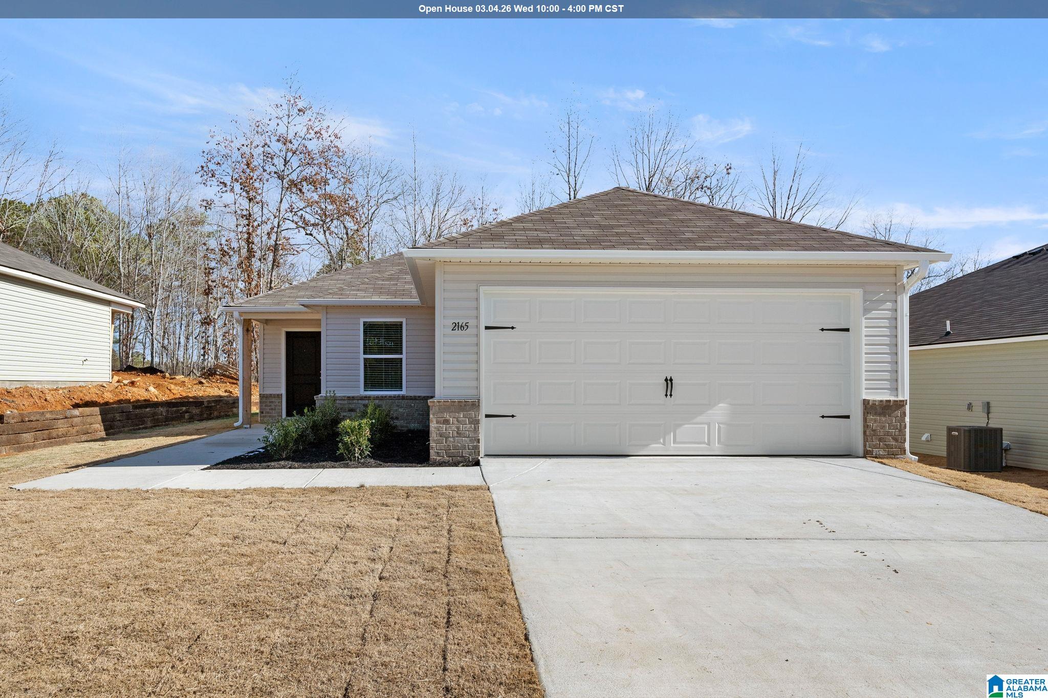 Homes for sale in Calera, AL | 613 Klynes Dr, Calera, AL 35040 | MLS# 21440500