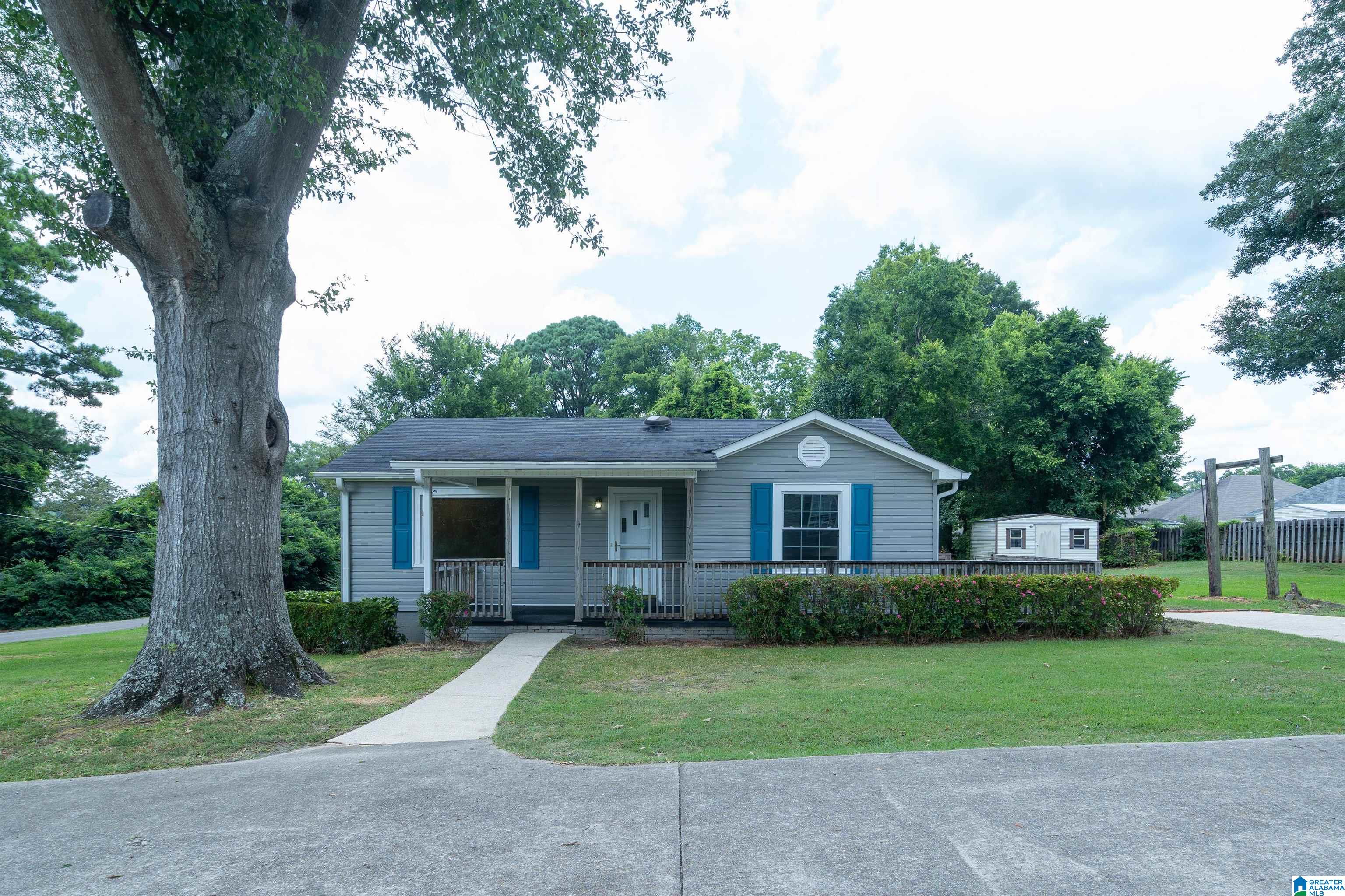 Homes for sale in Hueytown, AL | 628 S Parkell Avenue, Hueytown, AL 35023 | MLS# 21440574