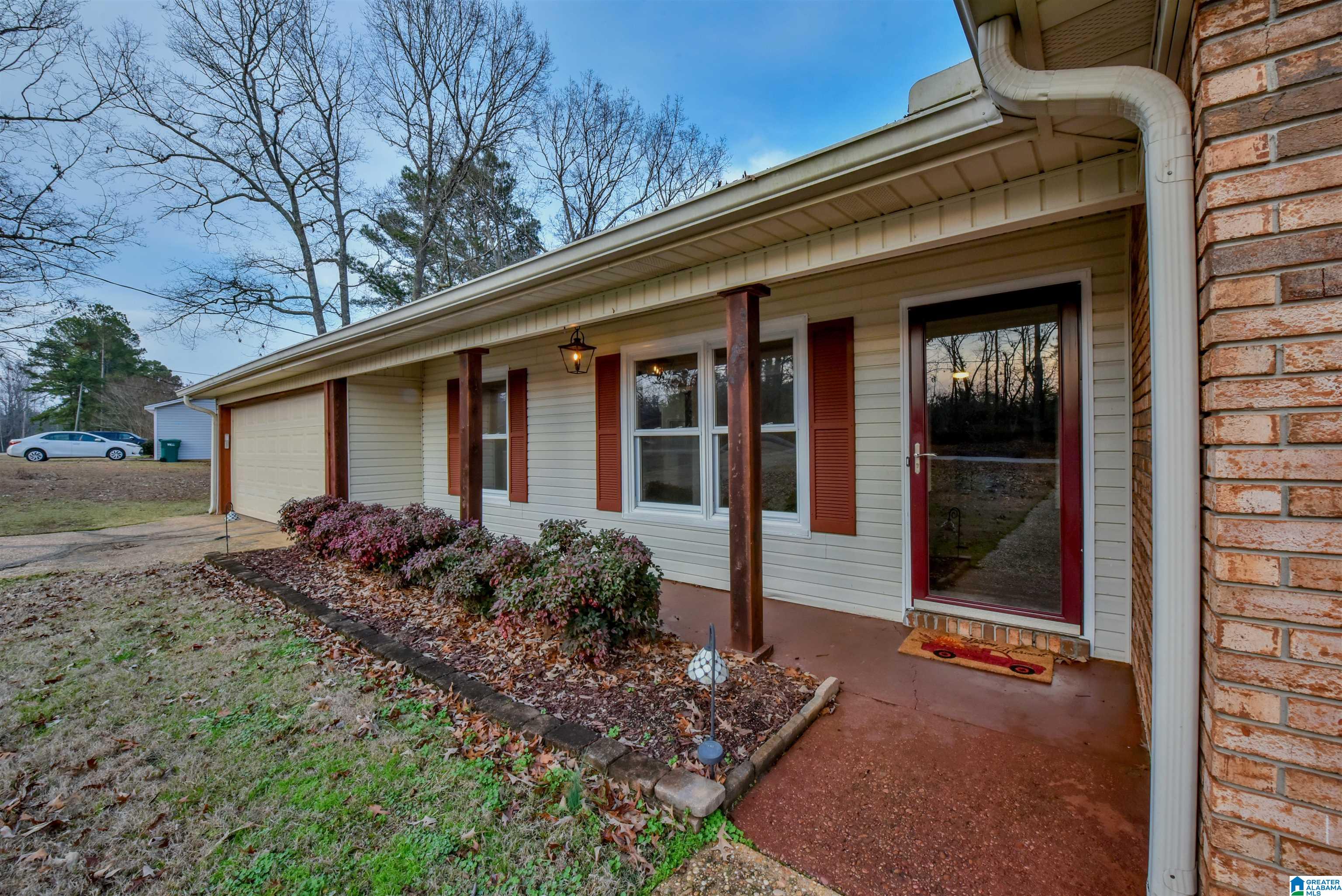 Homes for sale in Northport, AL | 15923 Lake Hill Dr, Northport, AL 35475 | MLS# 21440618