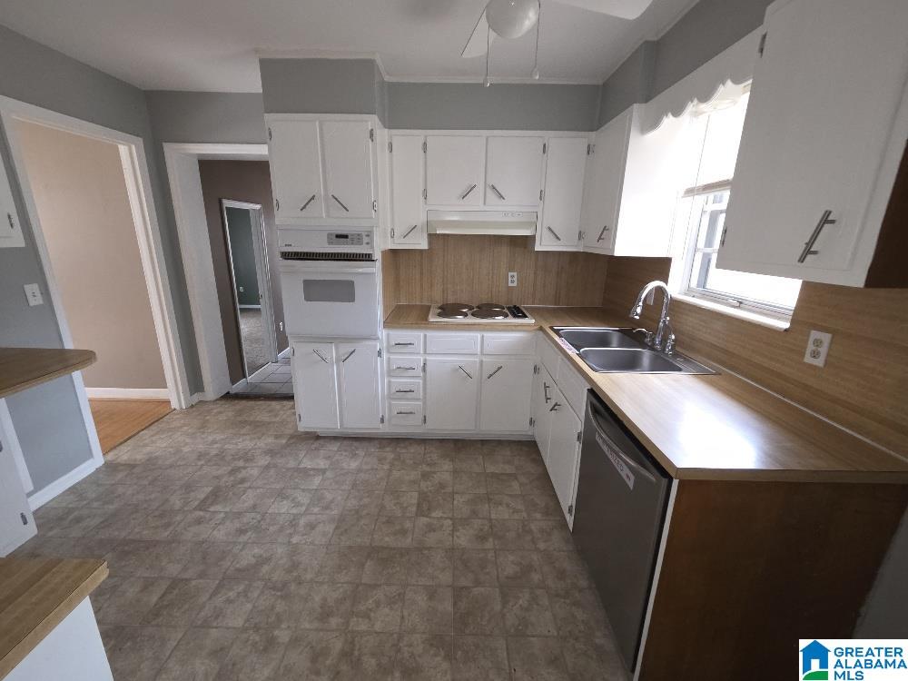 Homes for sale in Hueytown, AL | 620 Cambridge Road, Hueytown, AL 35023 | MLS# 21440638